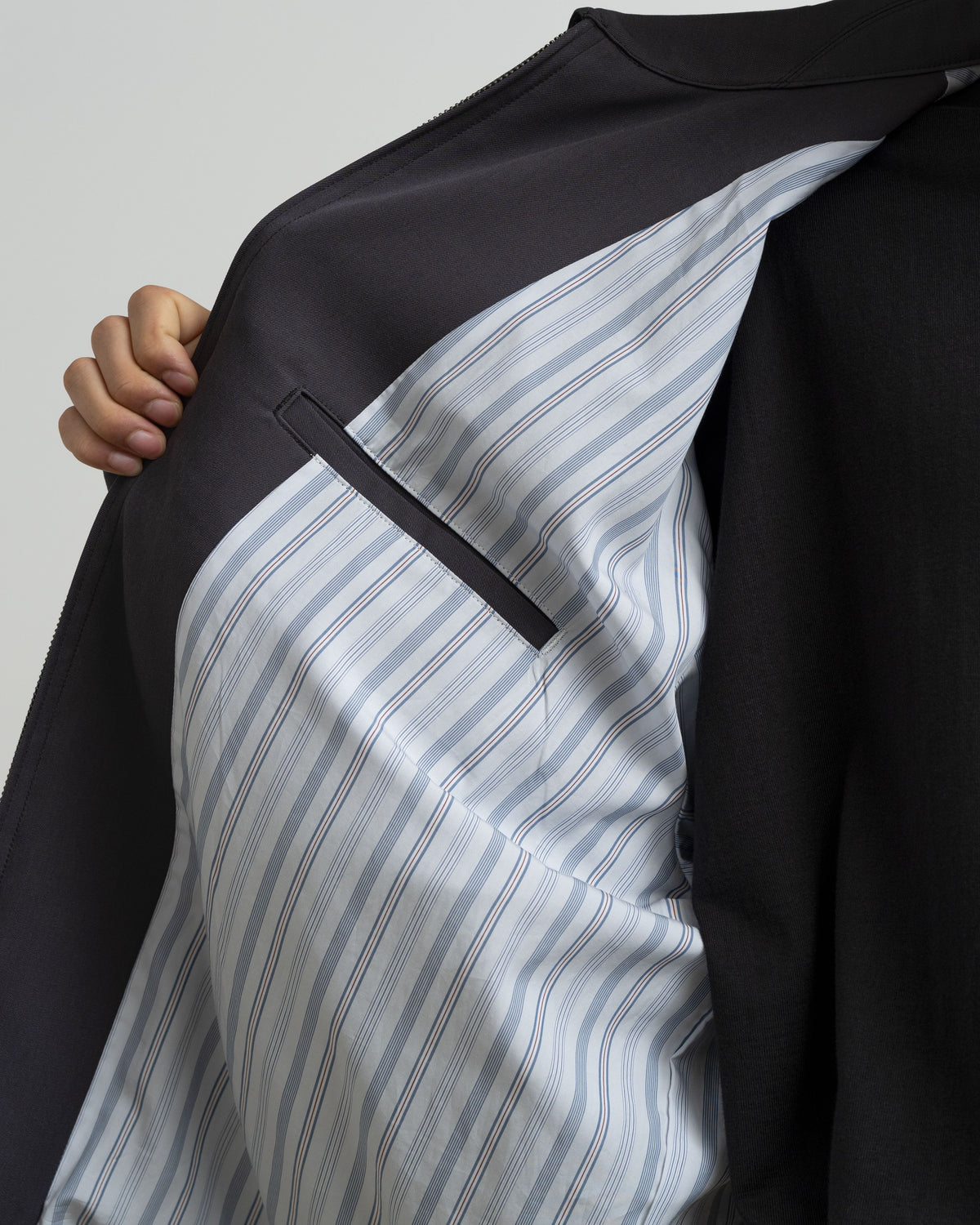 【9/26(土)発売】Graphpaper for is-ness Scale off Wool Harrington Jacket (非公開リンク)