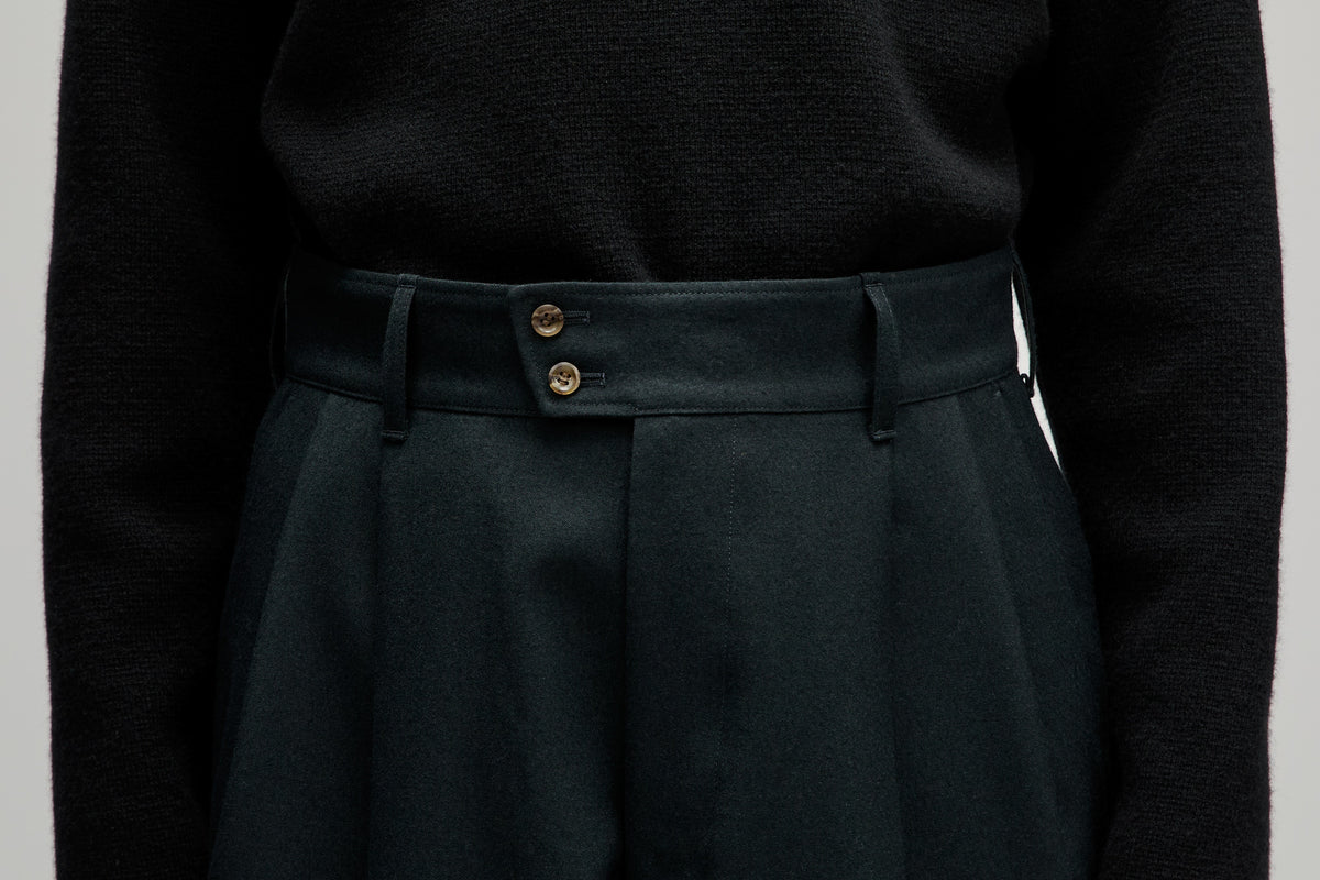 DEEP TUCK WIDE SLACKS