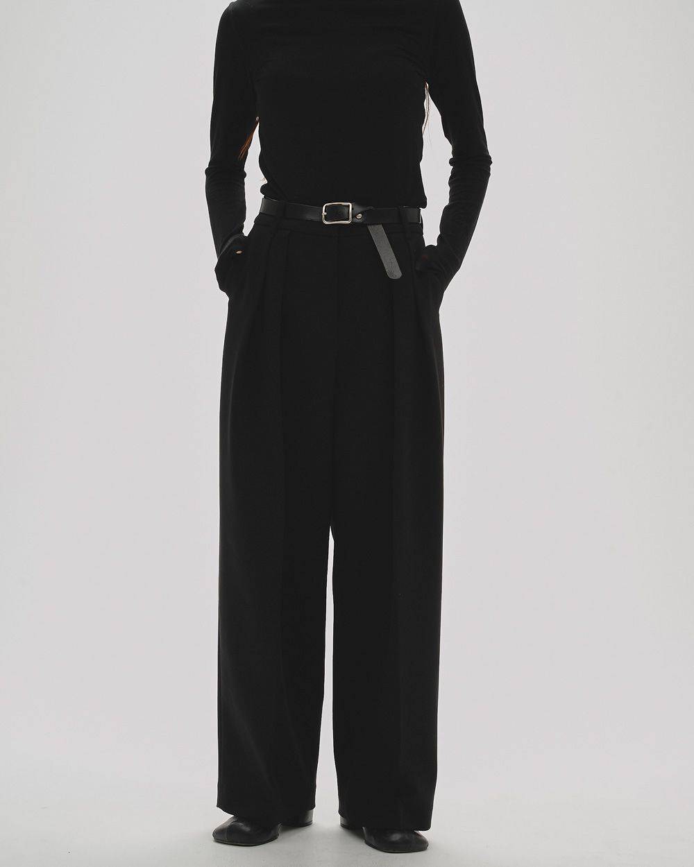 【10/10(土)発売】Bonding Wide Trousers