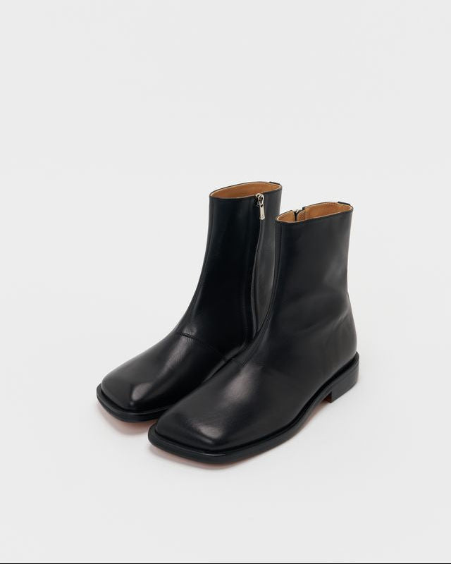 【8/8(土)発売】bear foot inside zip boots