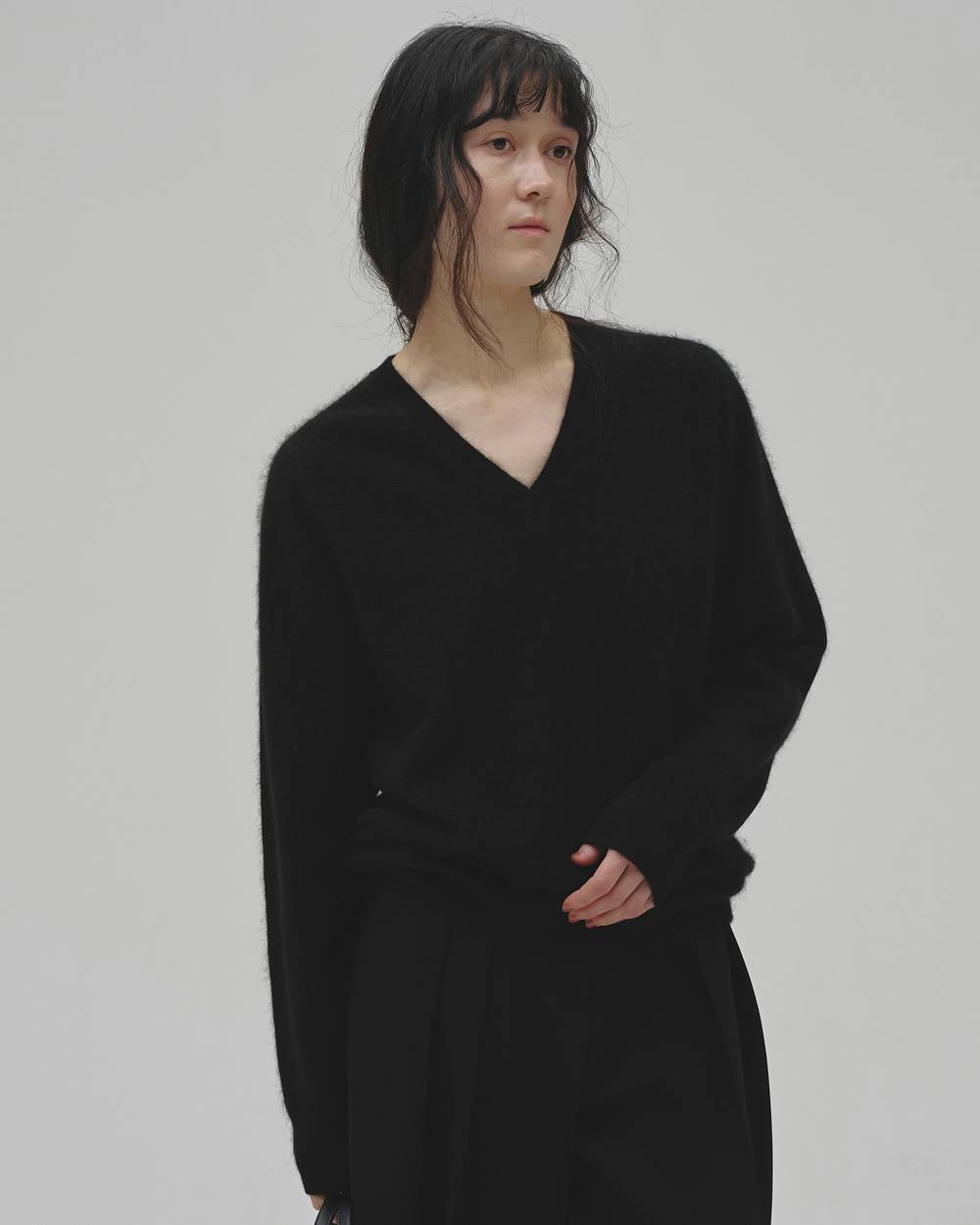 【9/24(木)発売】Woolcashmere Vneck Knit