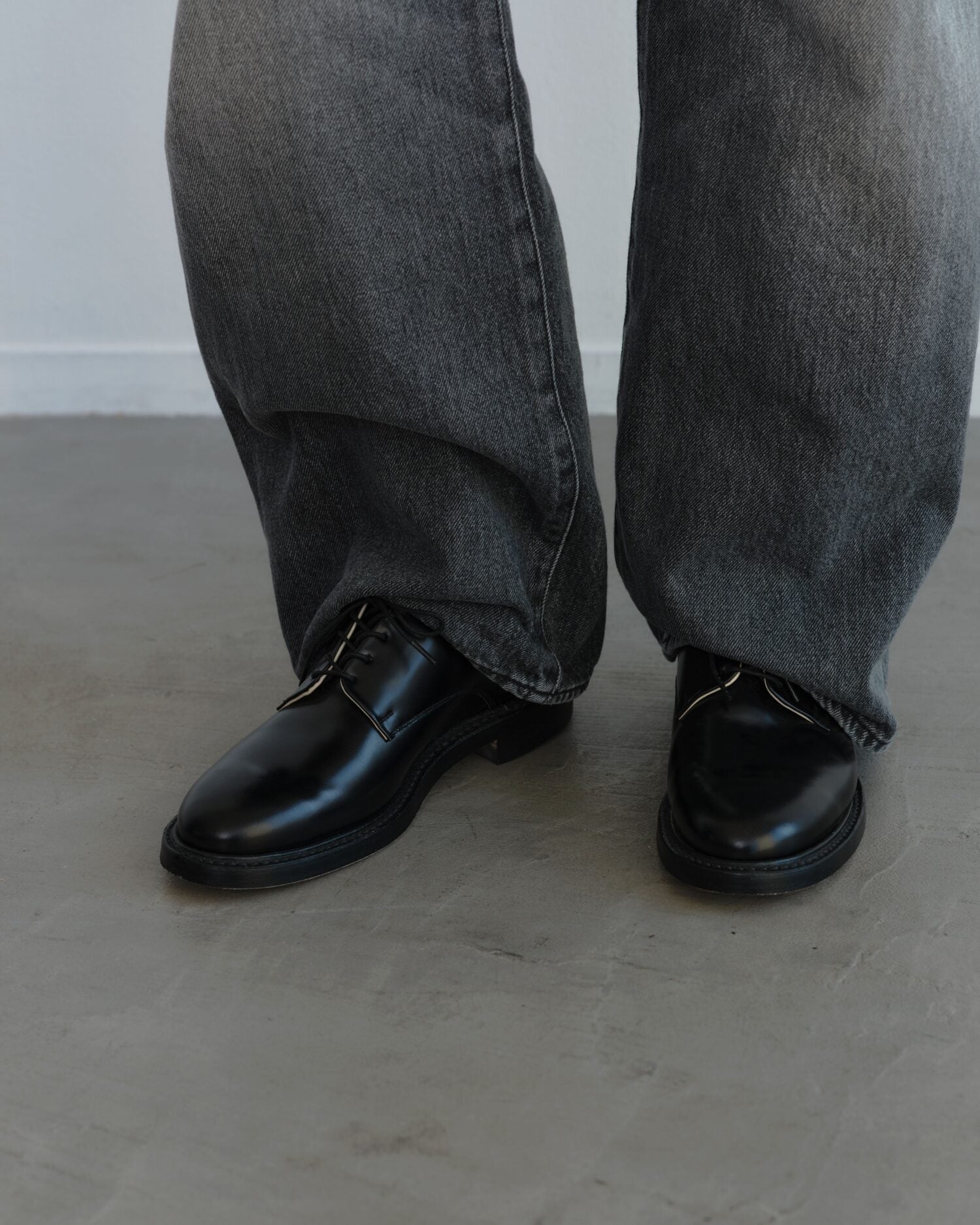 BEAUTIFUL SHOES for Graphpaper LIBERTY