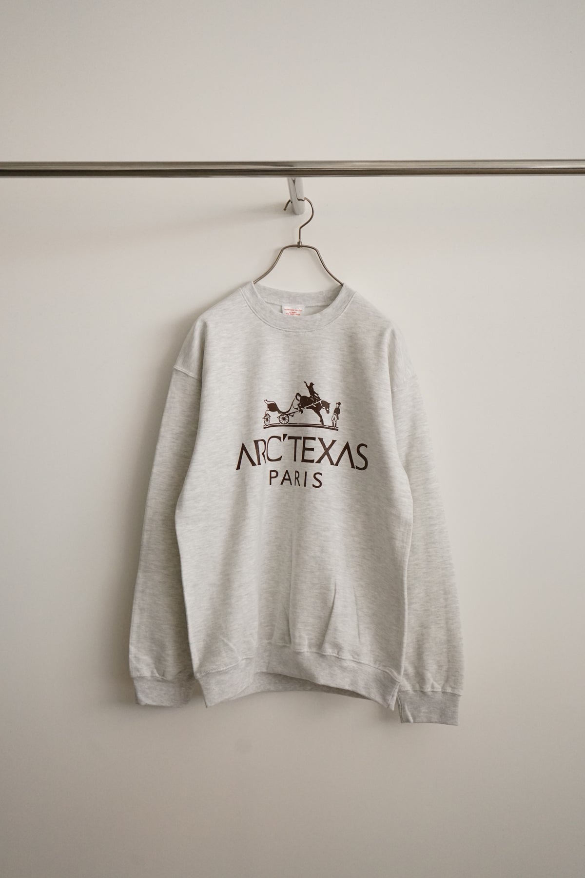【9/18(金)発売】PARIS TEXAS C/N SWEAT