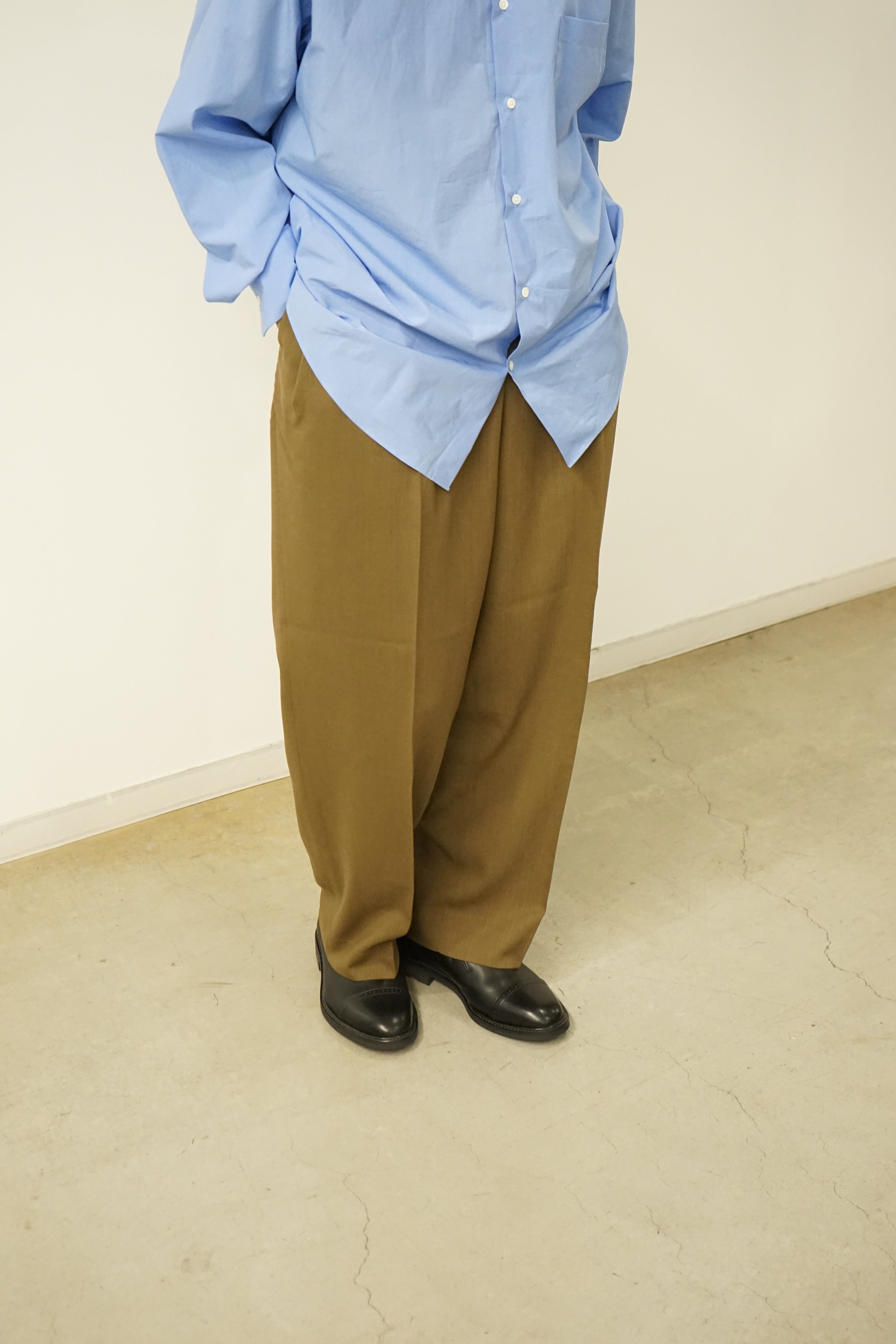 ORGANIC WOOL LIGHT SERGE DOUBLE PLEATED TROUSERS