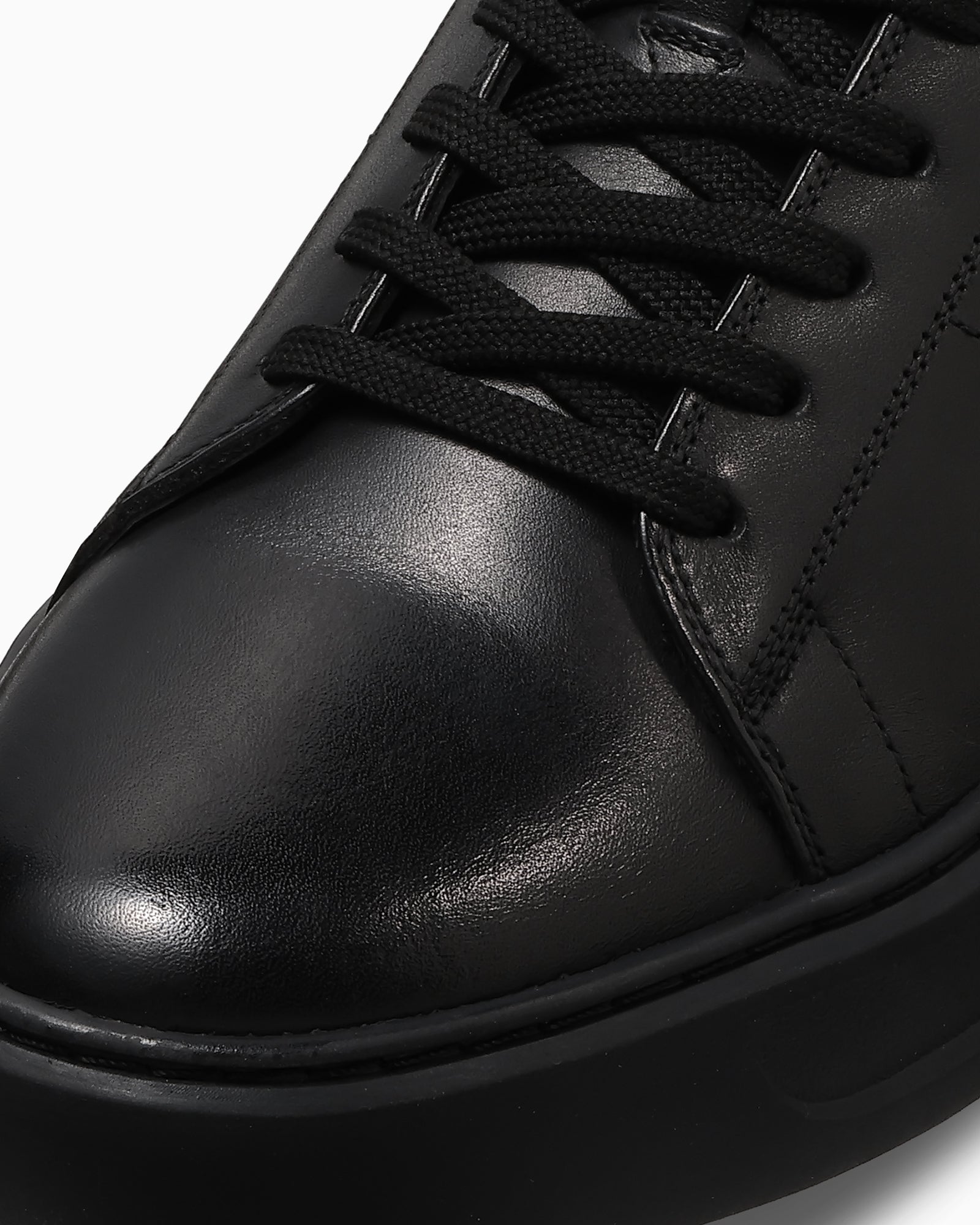 【3/6(金)発売】ROYAL STAR OS