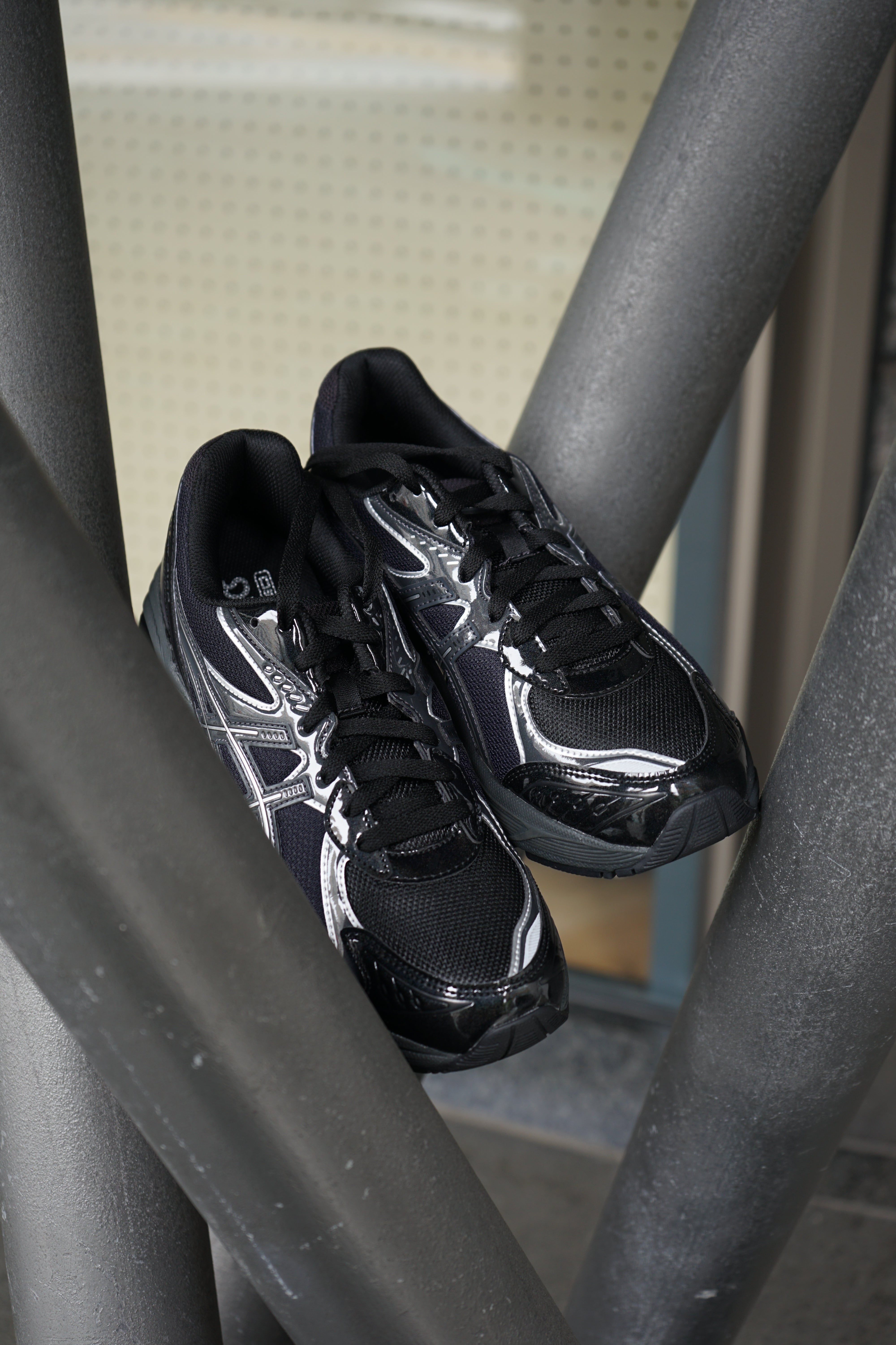 GT-2160 Black/Black