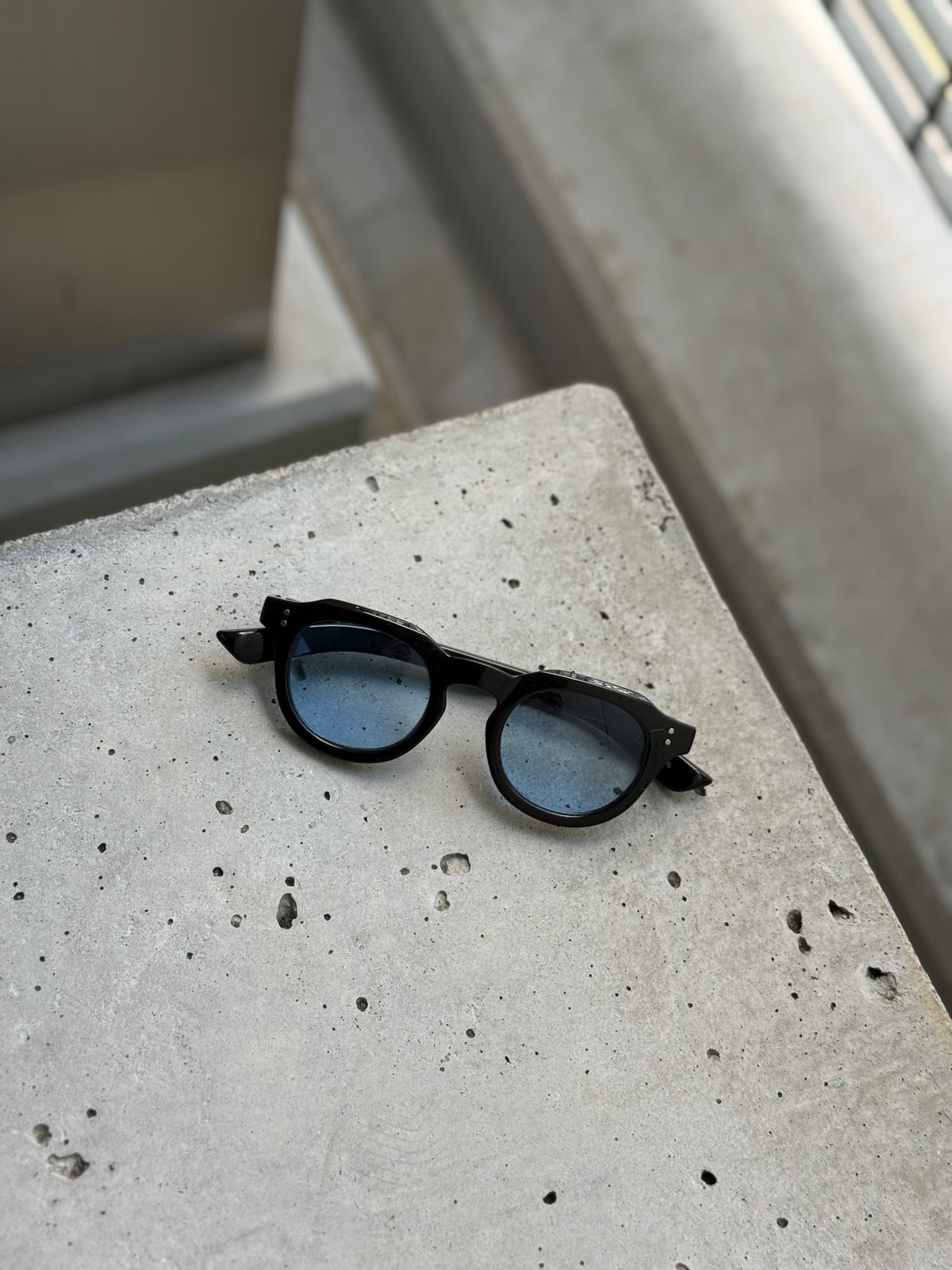 VEGA SUNGLASSES