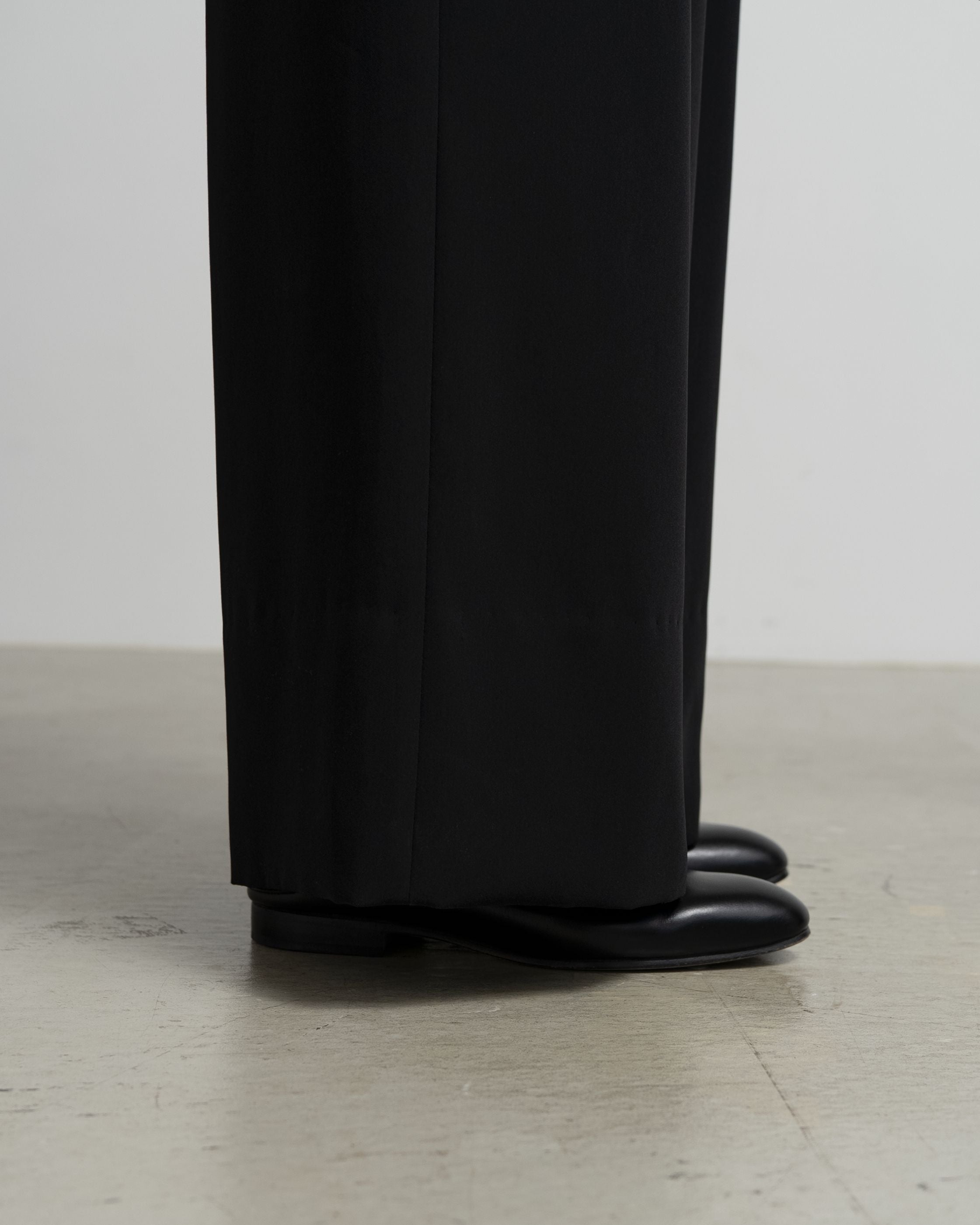 【7/11(土)発売】Satin Easy Wide Pants