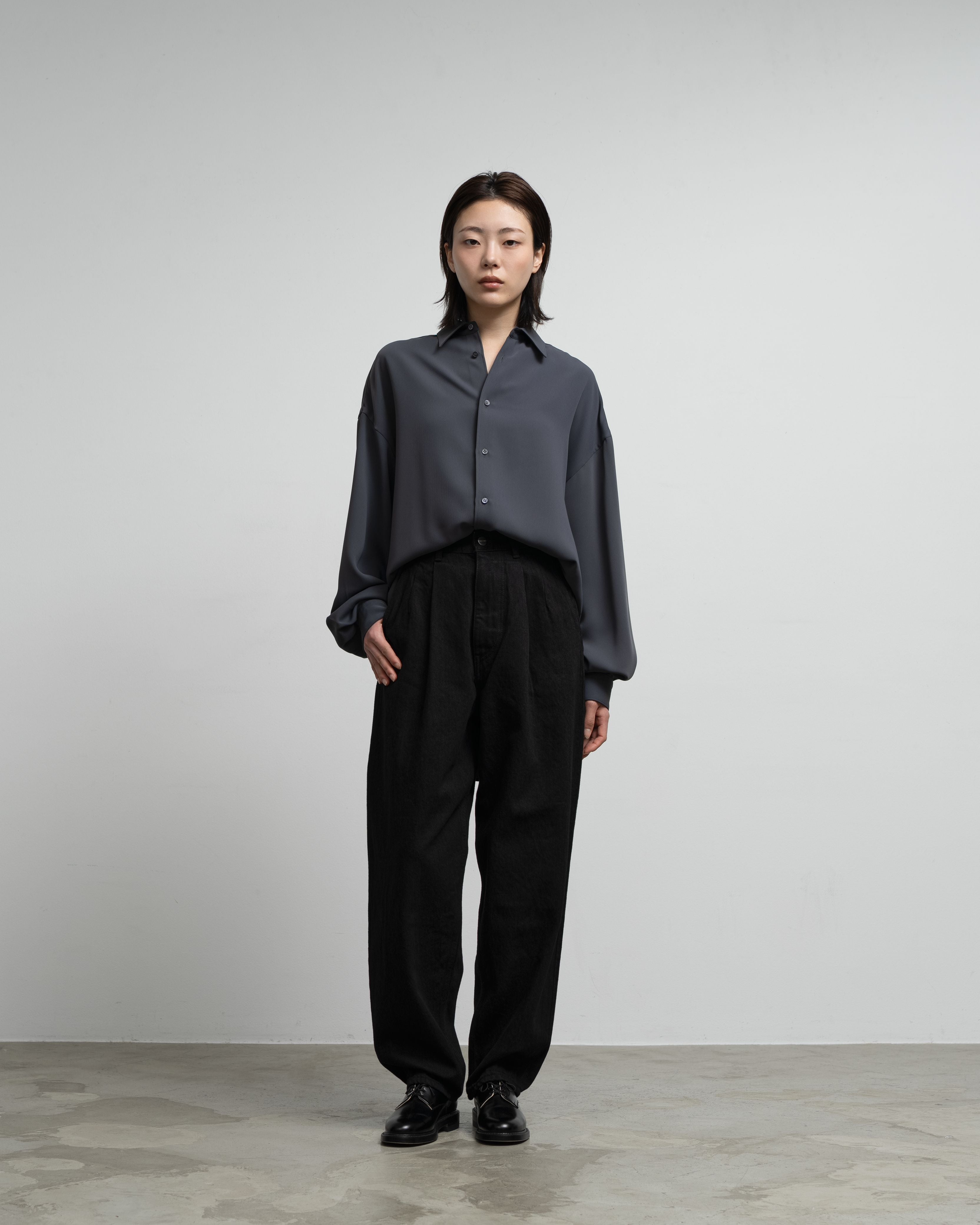 Selvage Denim Two Tuck Tapered Pants