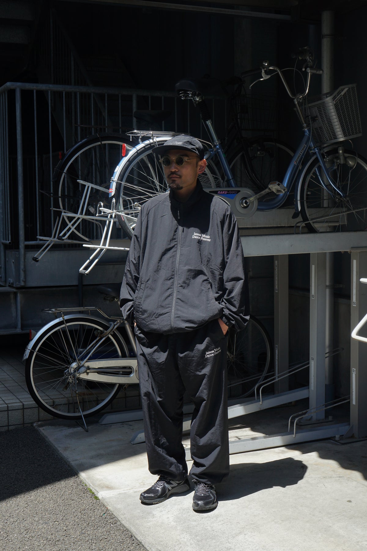 DF EMBROIDERY TRACK PANTS