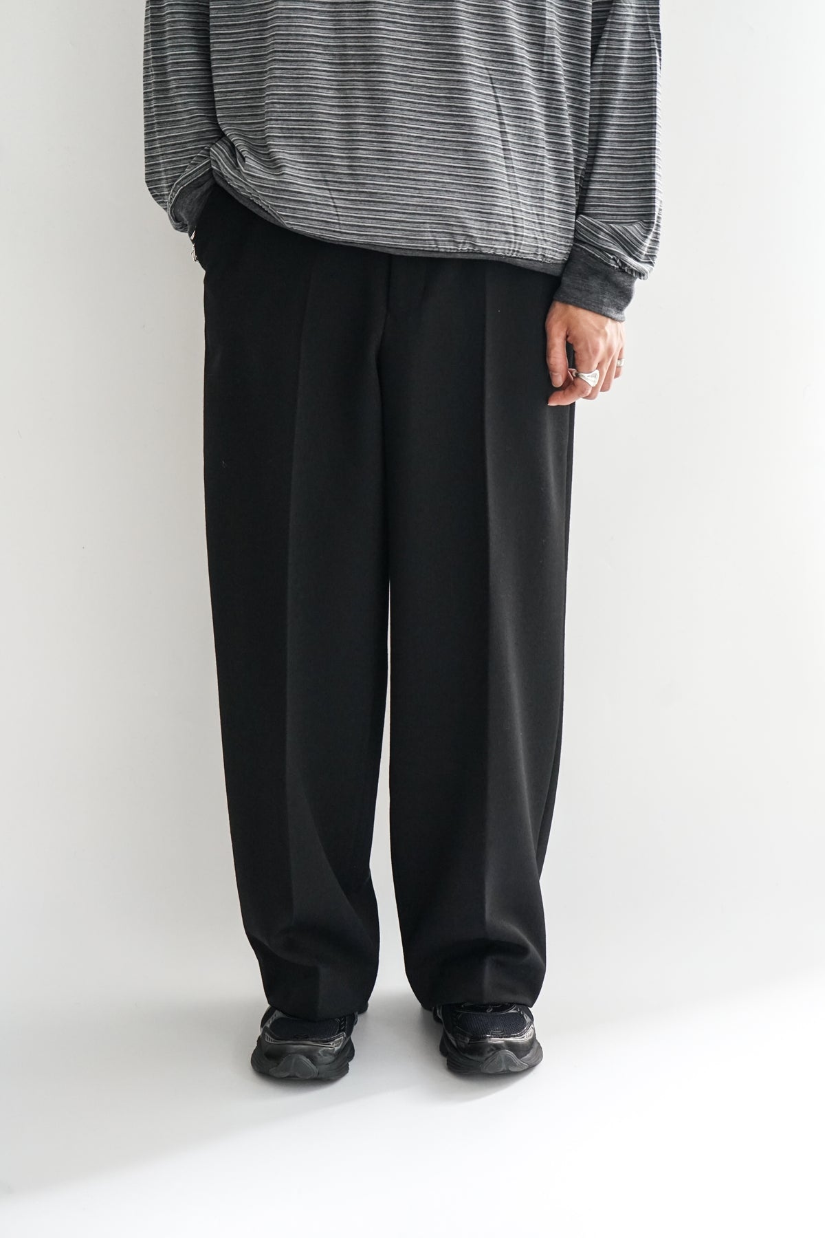 【9/10(木)発売】POLWARTH TUXEDO CLOTH FLAT FRONT WIDE TROUSERS