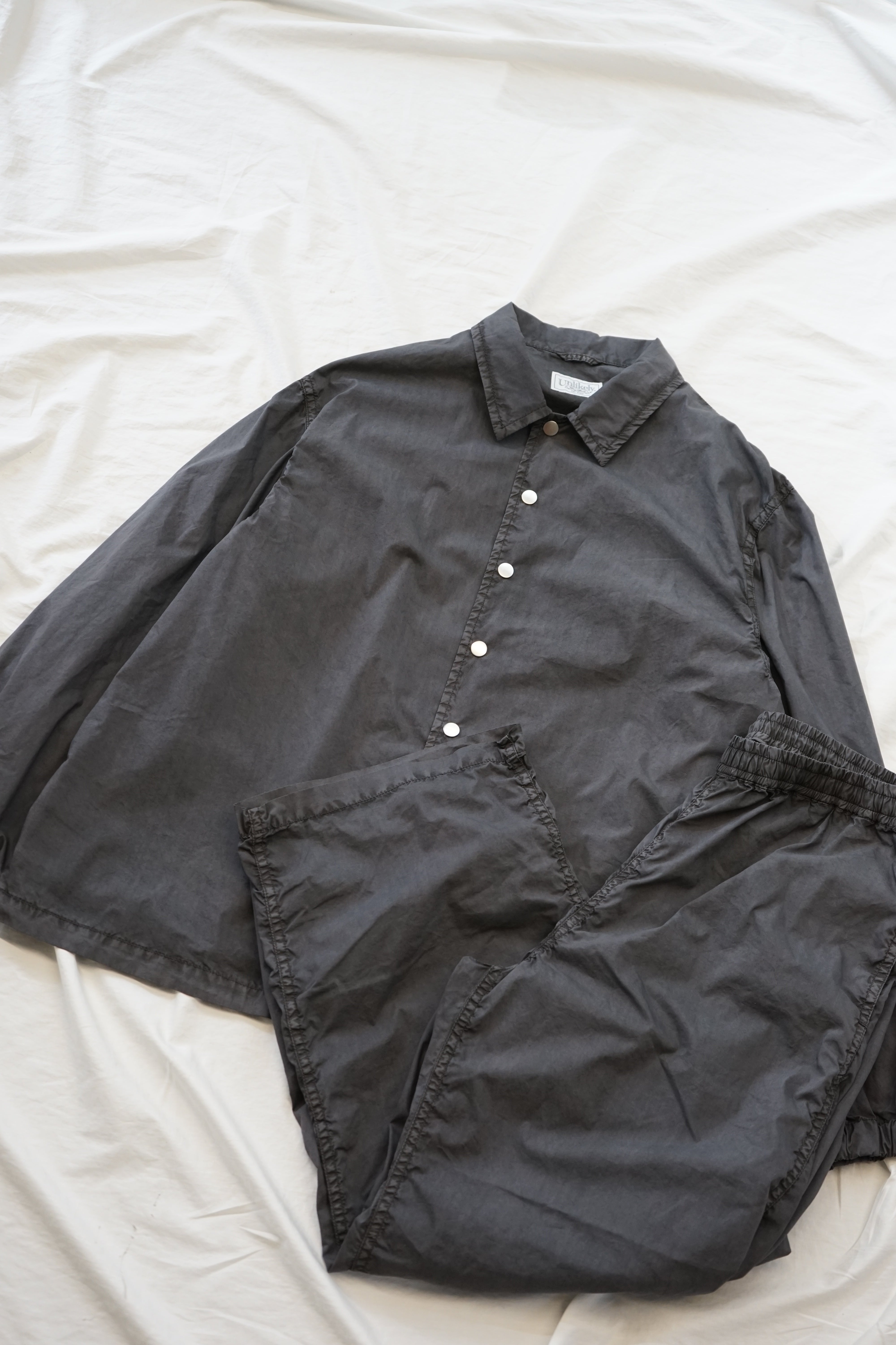 【3/28発売】Unlikely Coach Pants