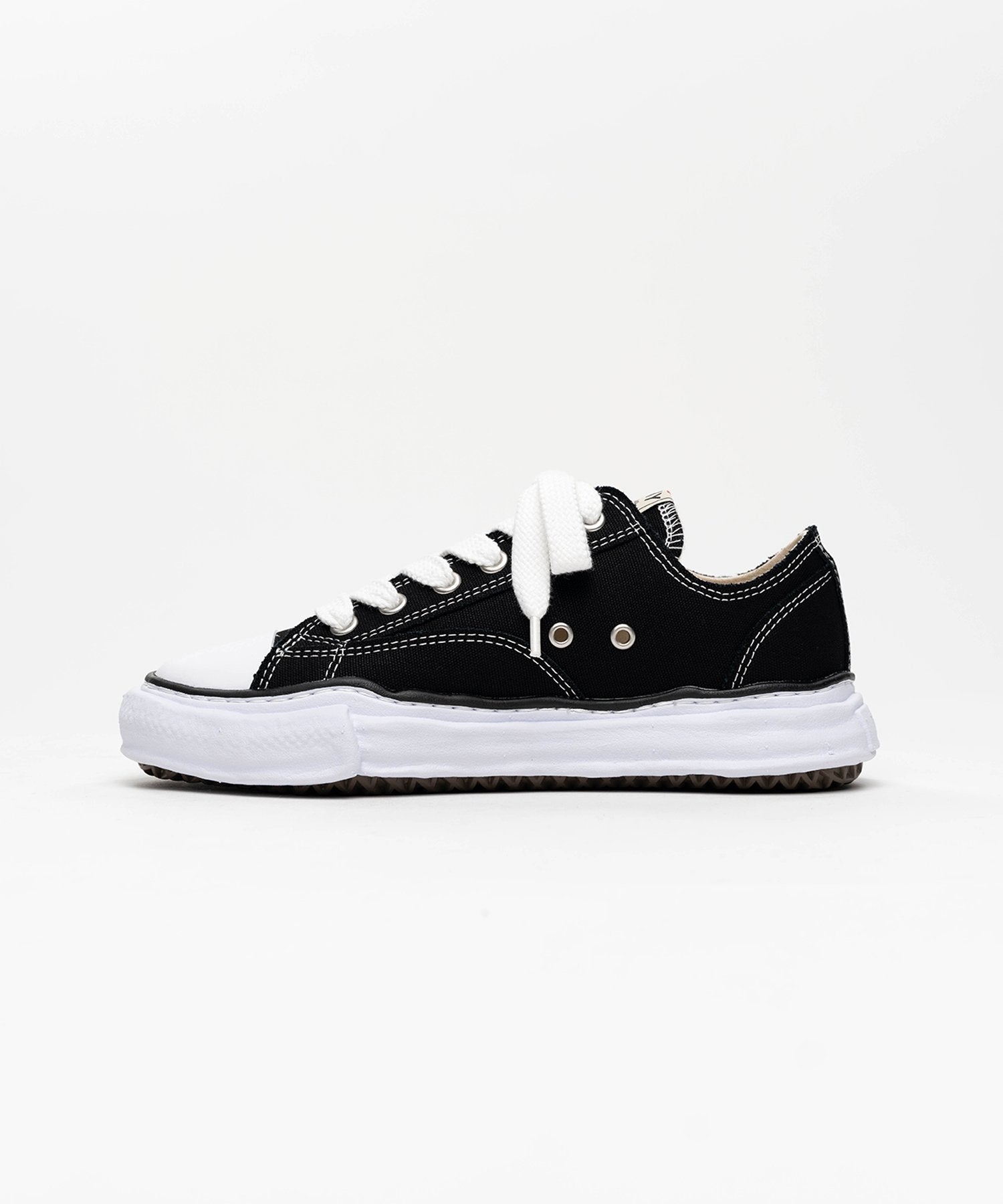PETERSON / OG Sole Canvas Low-top Sneaker