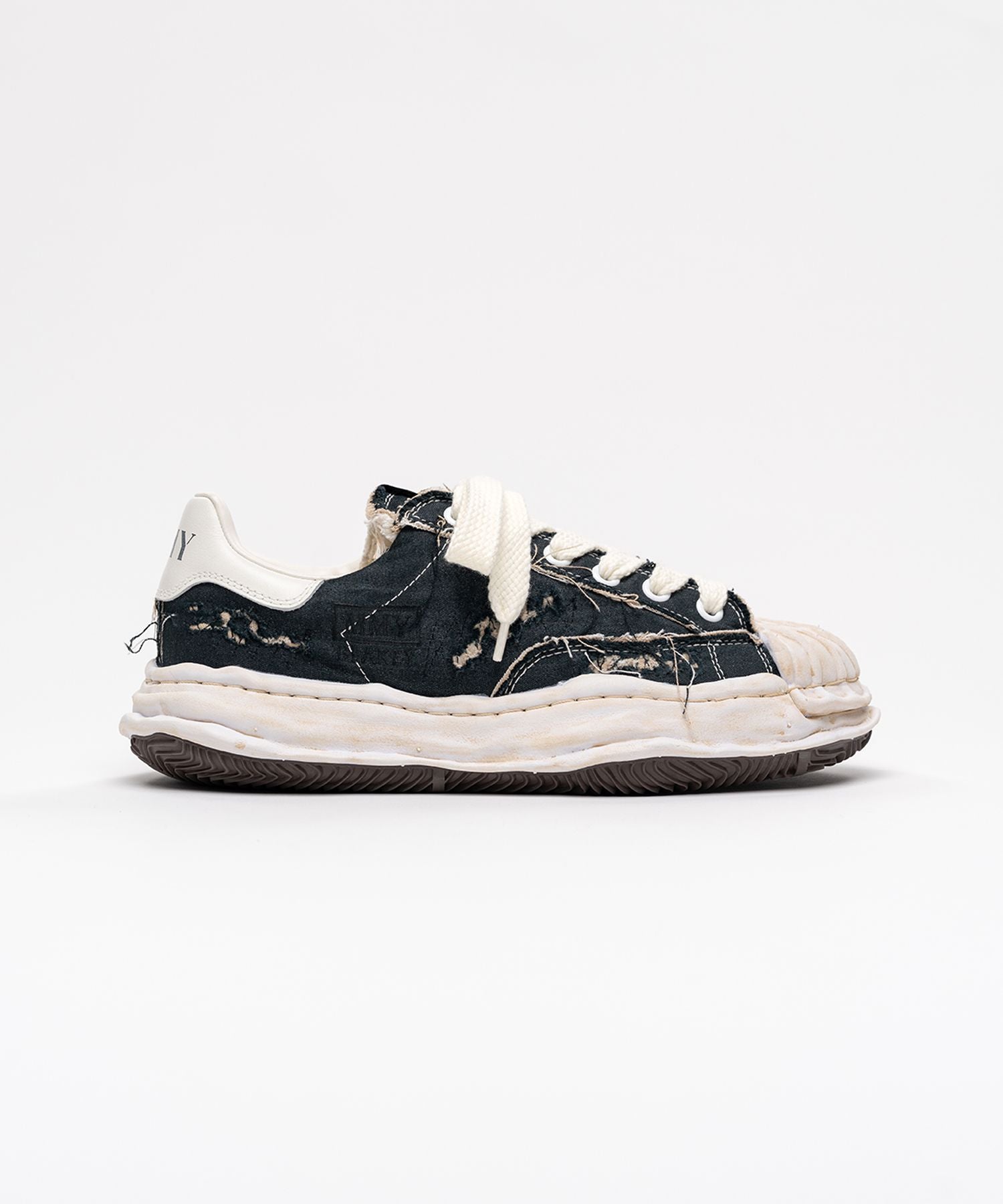 BLAKEY / OG Sole Ripped Overdye Canvas Low-top Sneaker