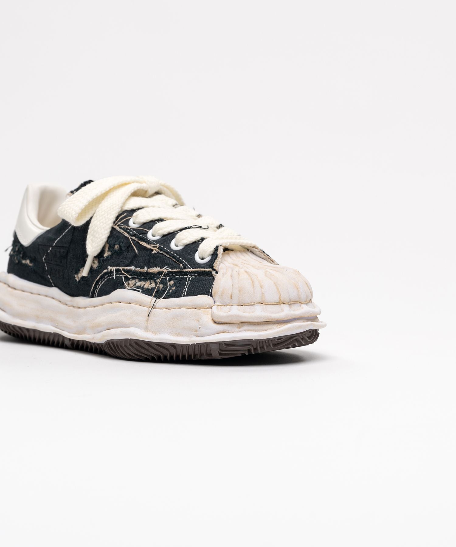 【26SS】BLAKEY / OG Sole Ripped Overdye Canvas Low-top Sneaker