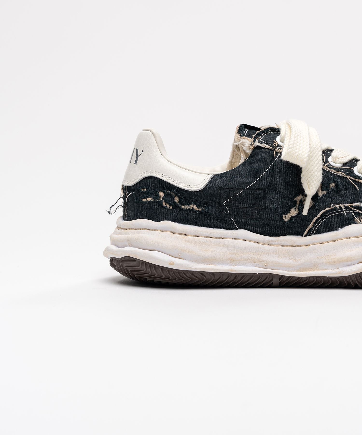 【26SS】BLAKEY / OG Sole Ripped Overdye Canvas Low-top Sneaker