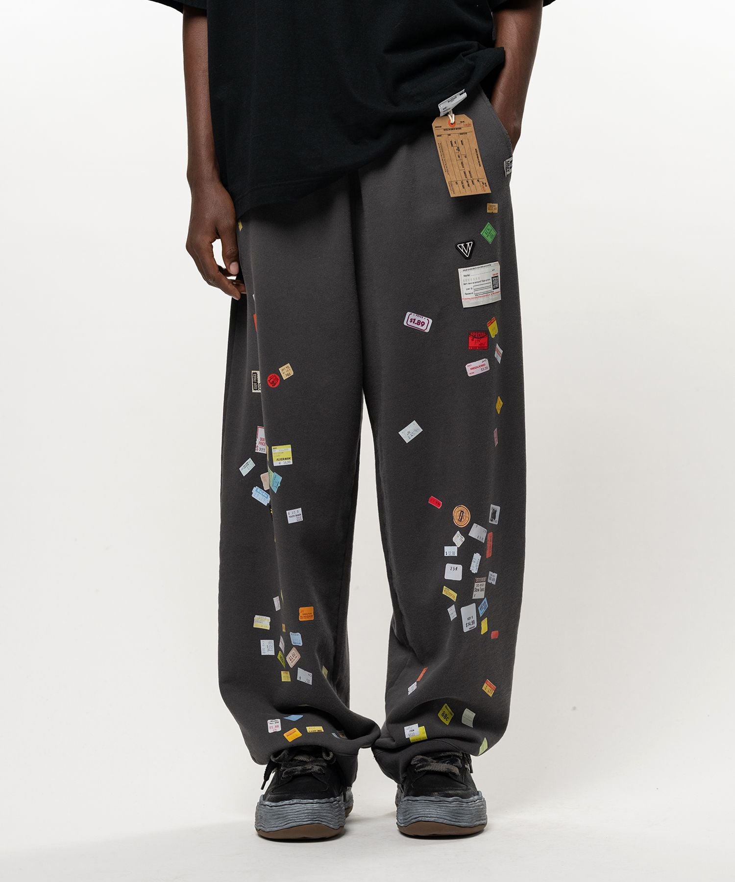 【9/2(水)発売】Price Tag Sticker Printed Sweat Pants