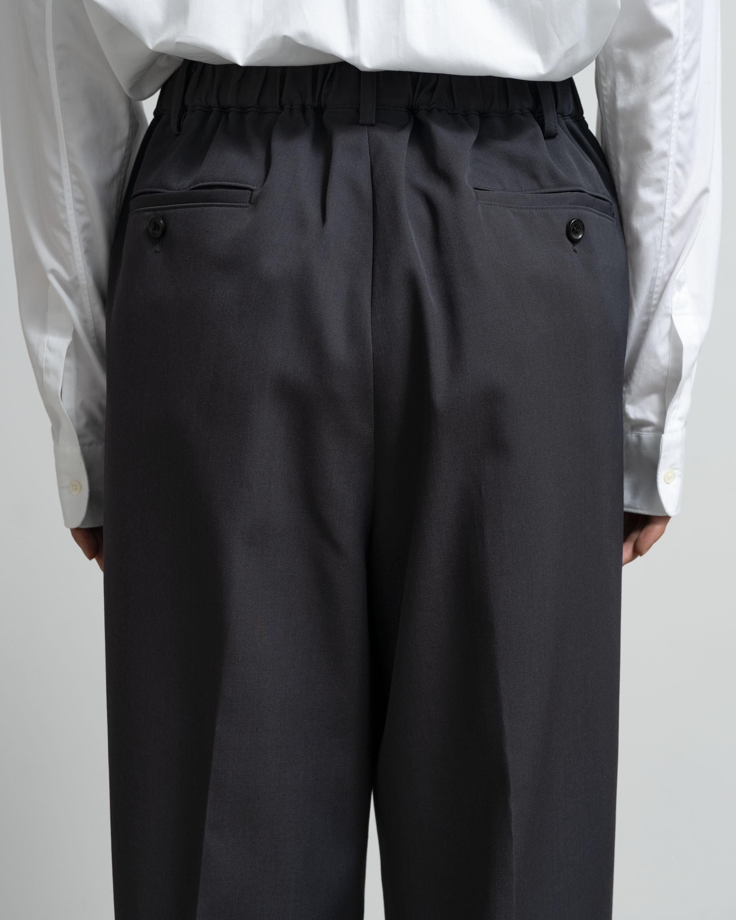 【8/22(土)発売】Scale Off Wool Wide Slacks