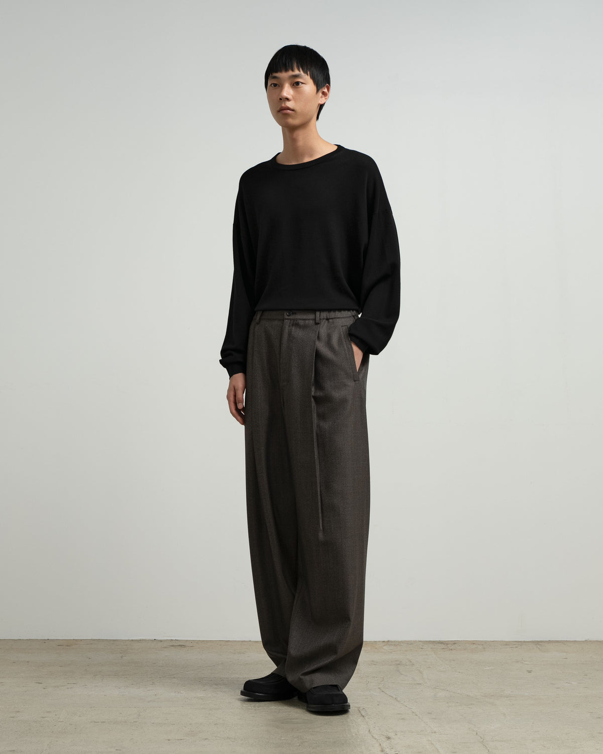 Melange Matt Worsted Side Seamless Trousers
