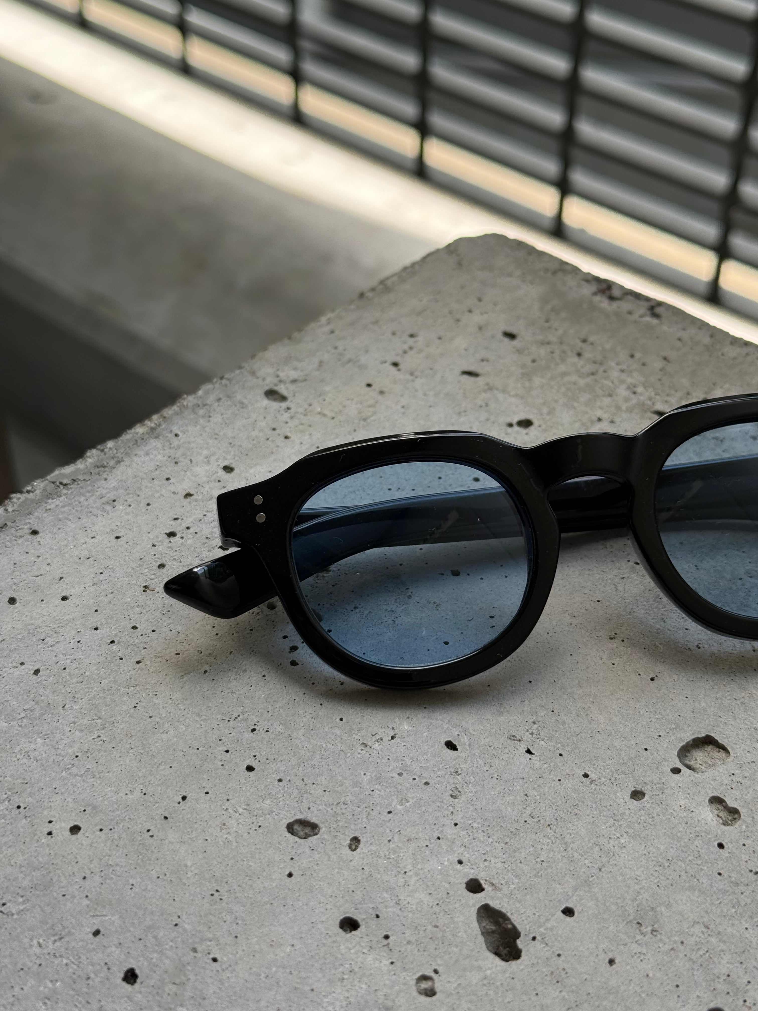 VEGA SUNGLASSES