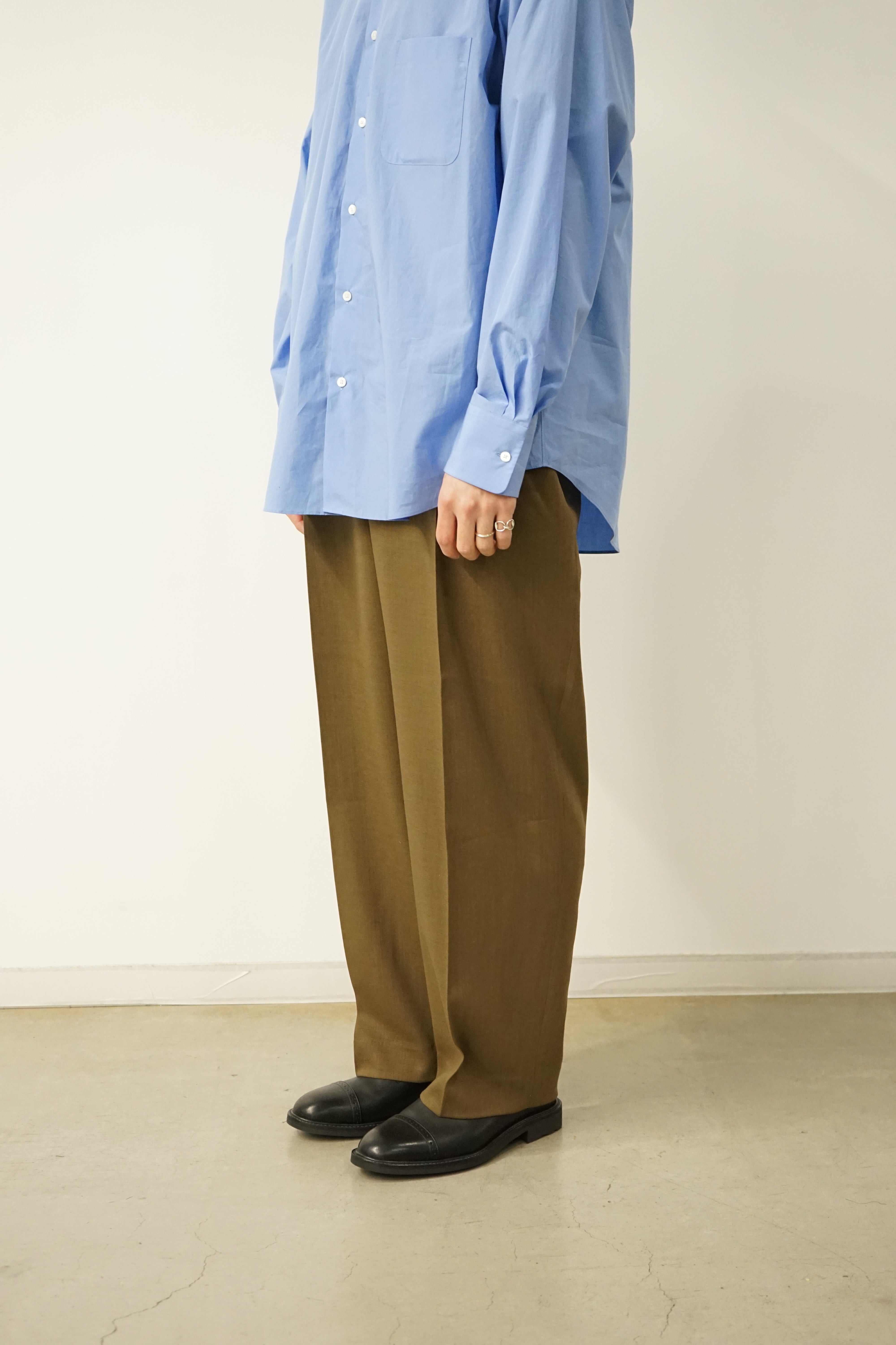 ORGANIC WOOL LIGHT SERGE DOUBLE PLEATED TROUSERS