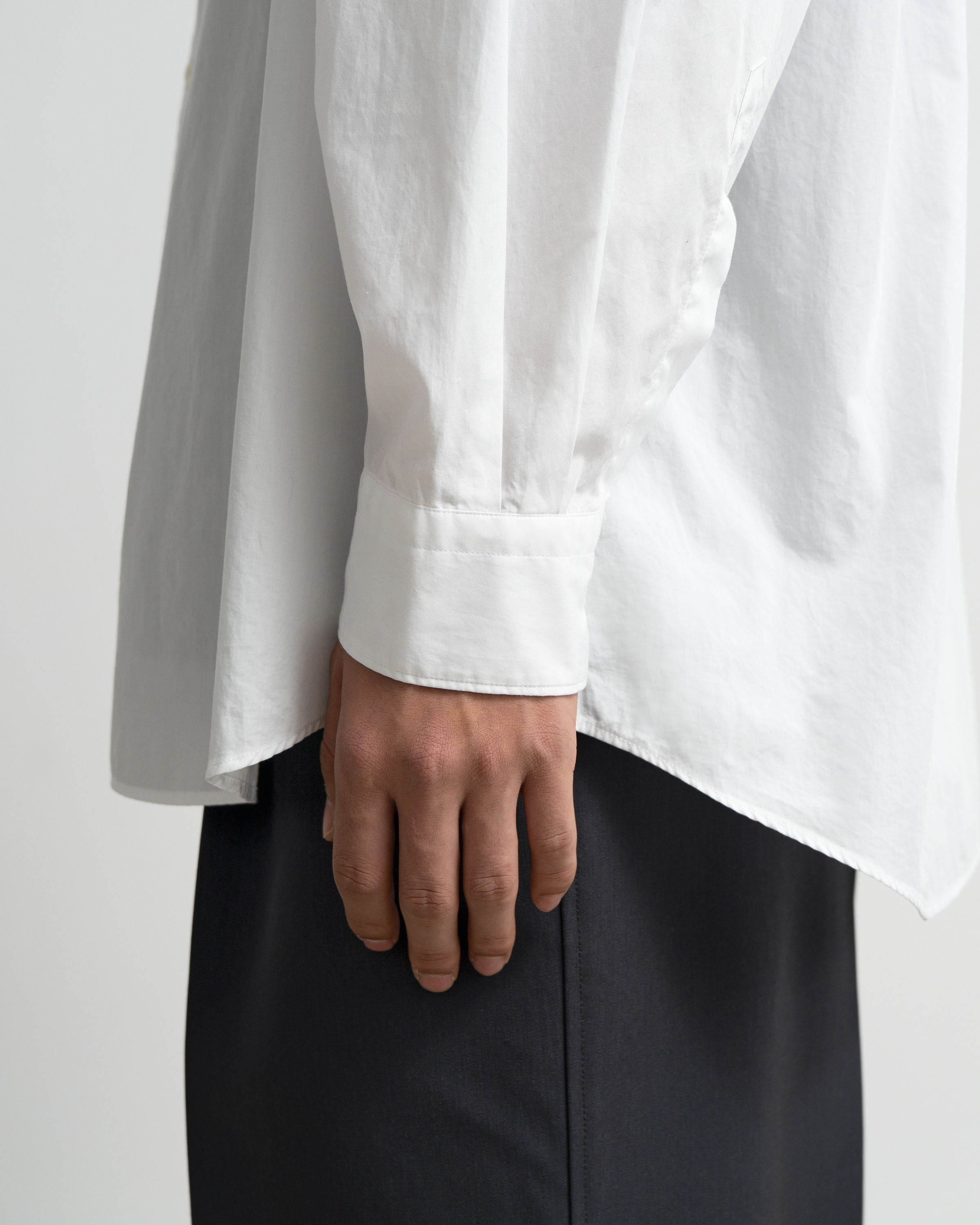 Broad L/S Oversized Band Collar Shirt