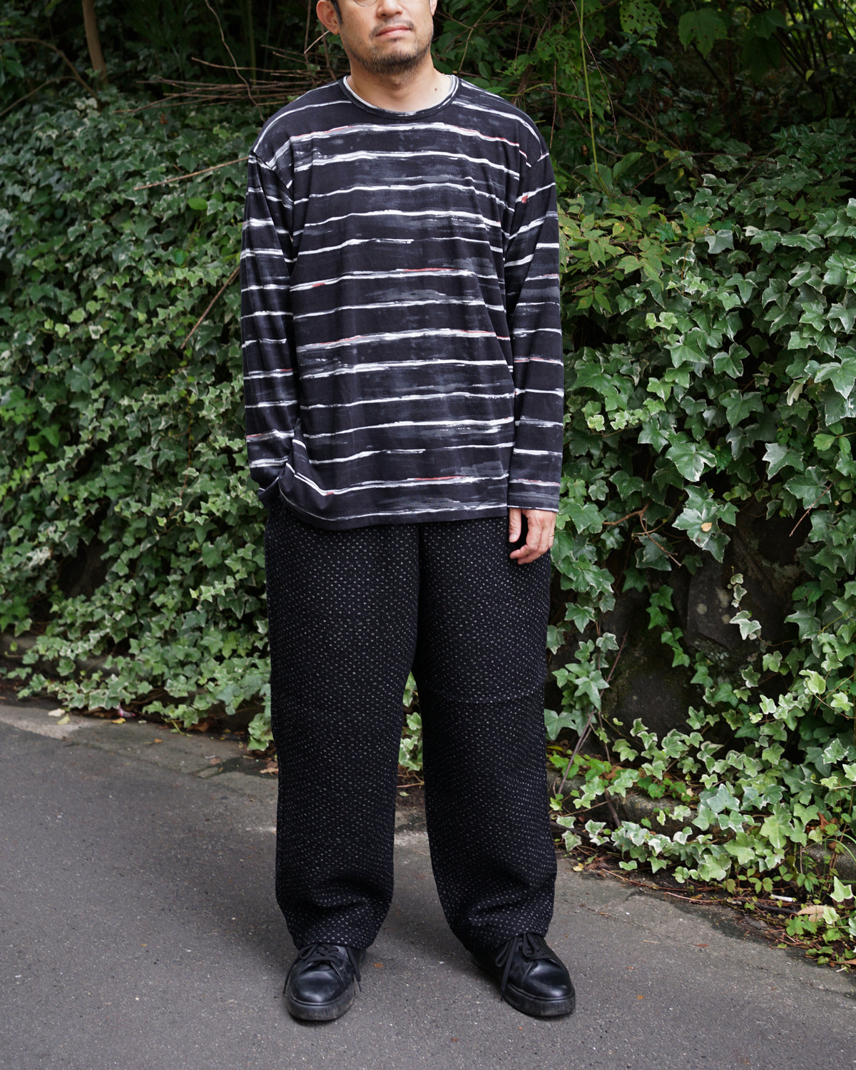 ARTIST BORDER LONG SLEEVE SHIRT