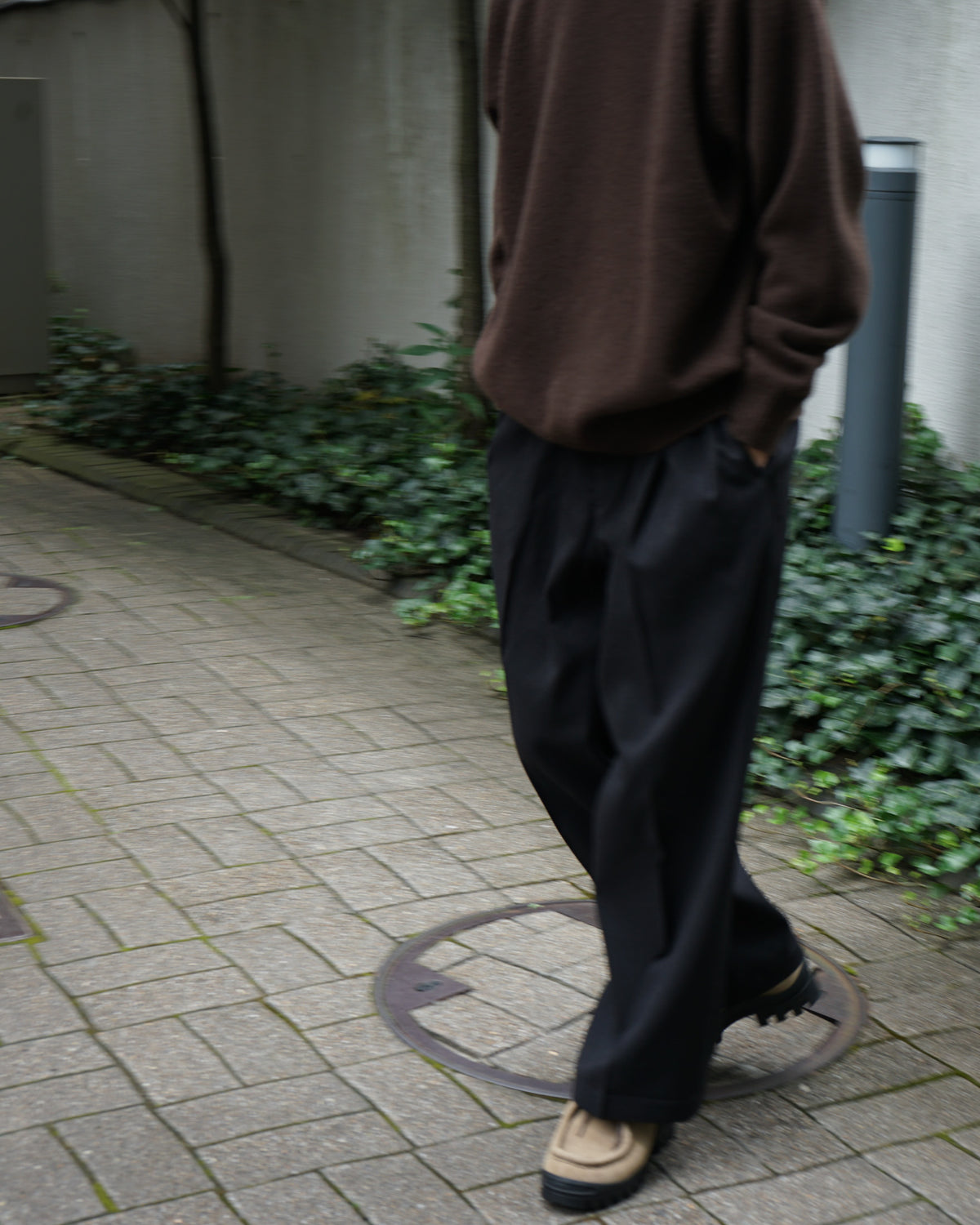 DOUBLE PLEATED TROUSERS