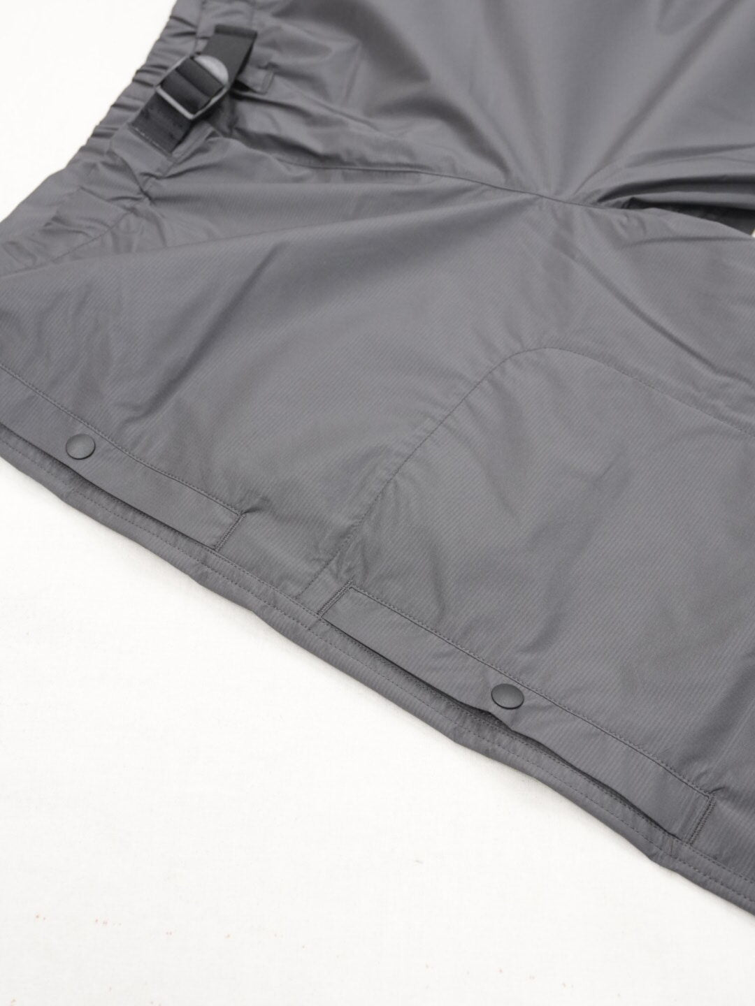 CROPPED SHELL PANTS