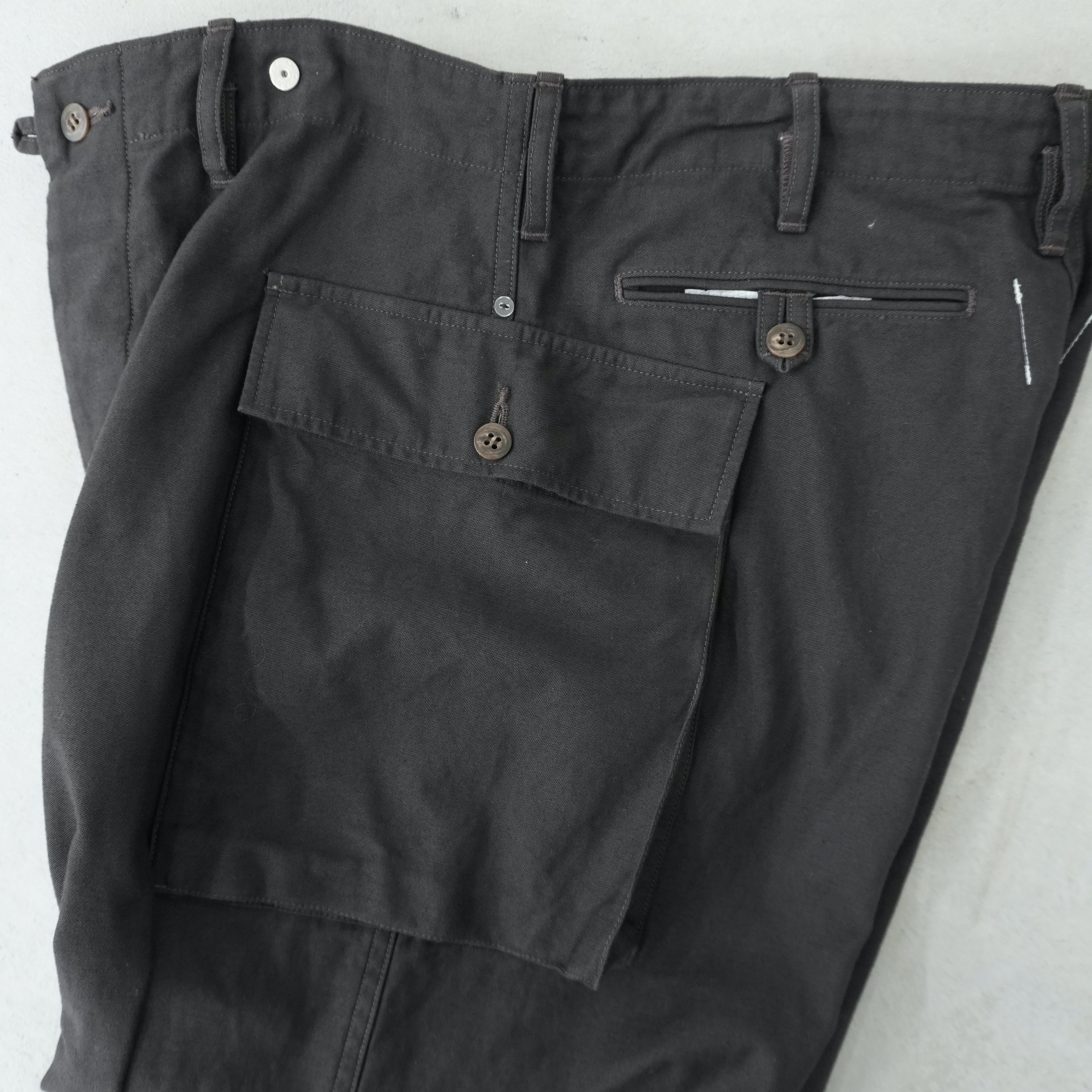 43 CARGO TROUSERS