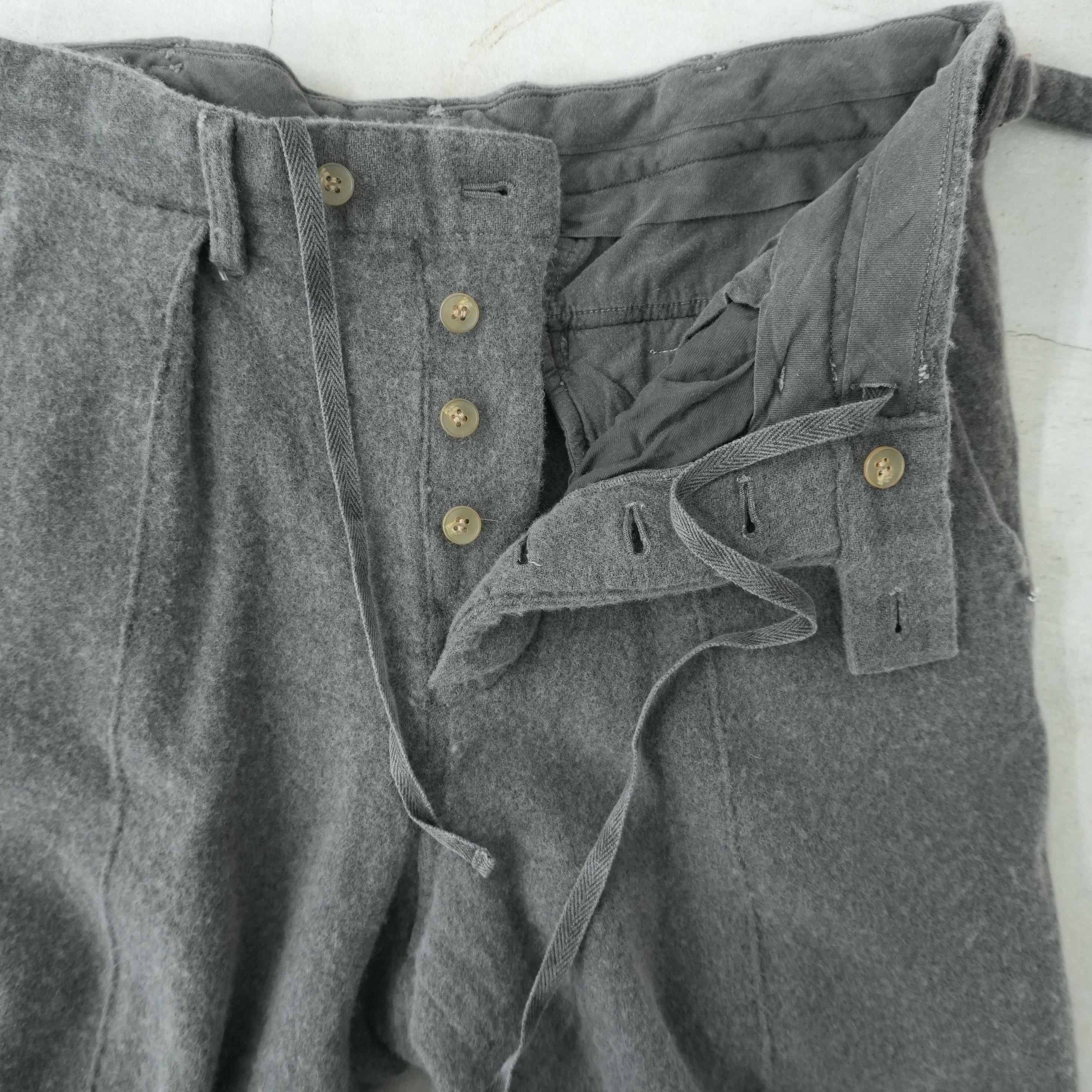 MILLED TROUSER