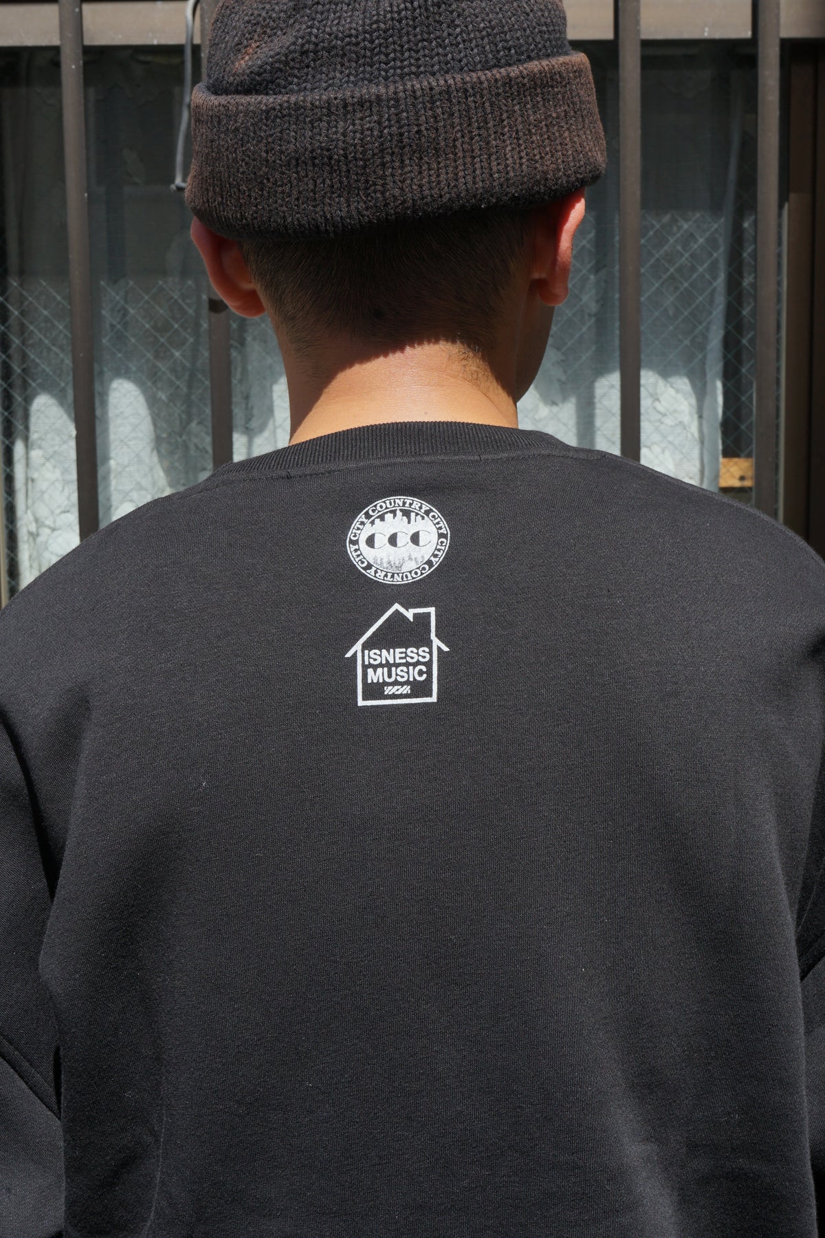 CITY COUNTRY CITY x IS-NESS_SWEATSHIRT_MUSIC ALWAYS
