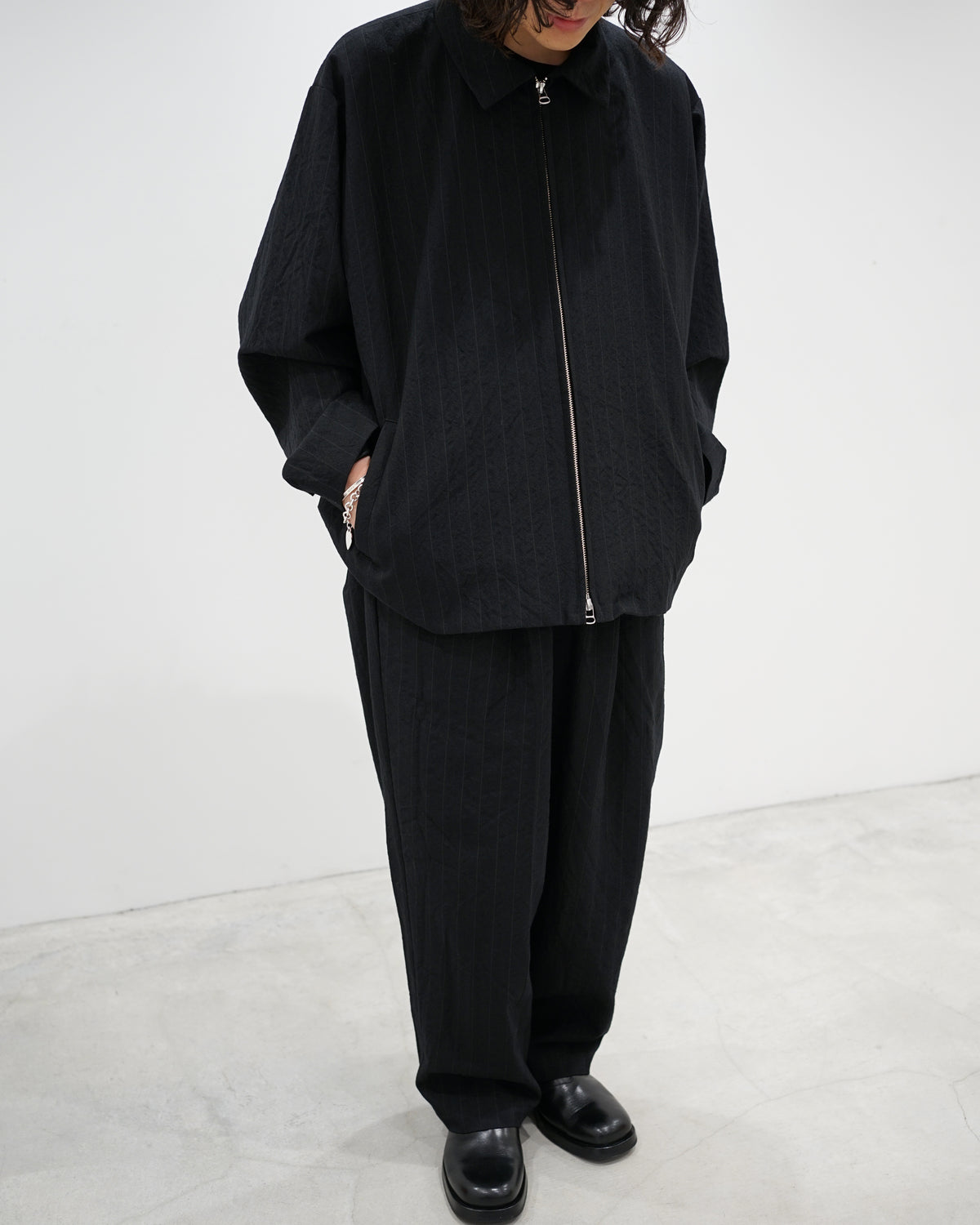 【10/10(土)発売】DOUBLE PLEATED WIDE EASY PANTS