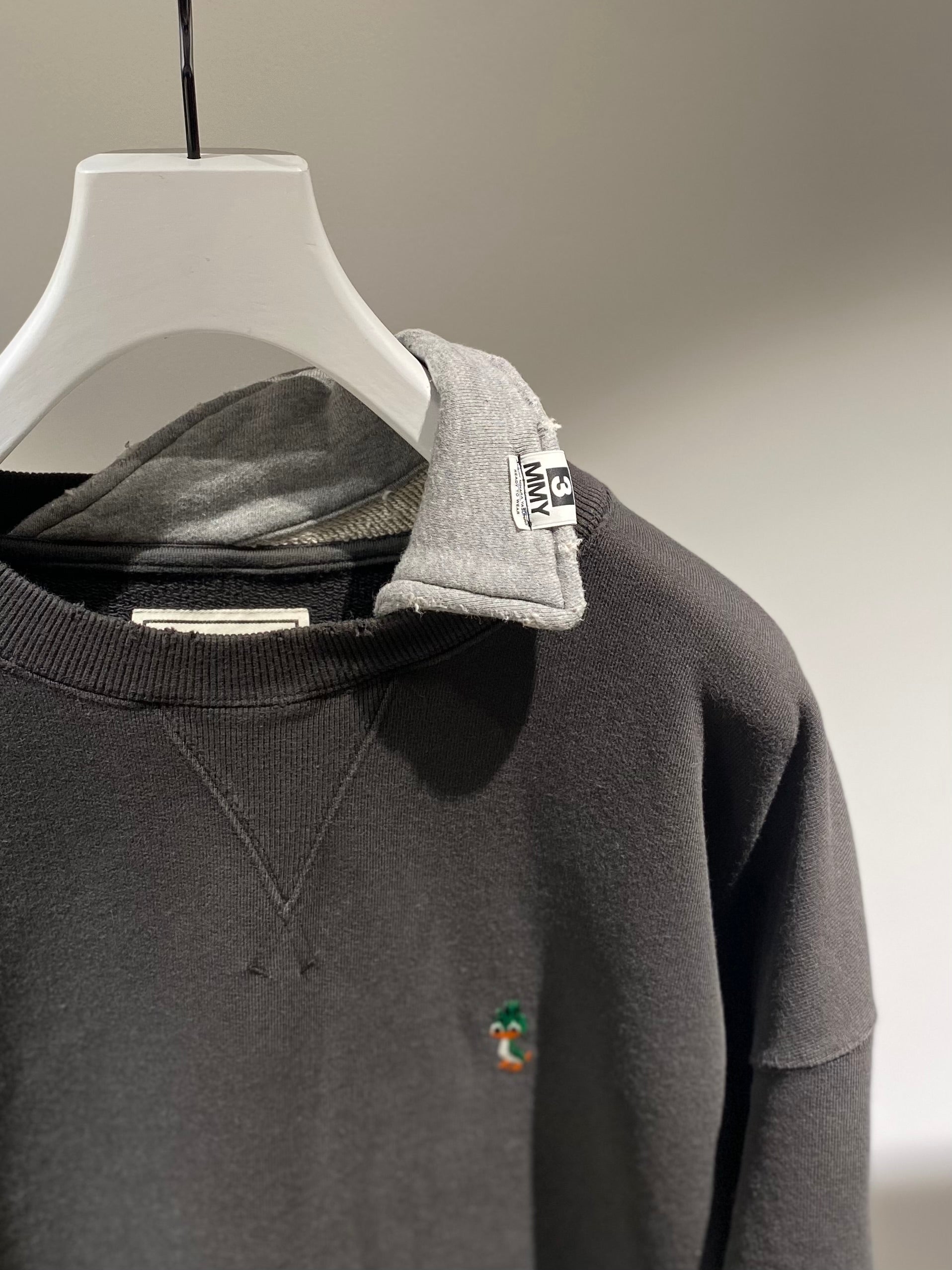 TRIPLE LAYERED PULLOVER