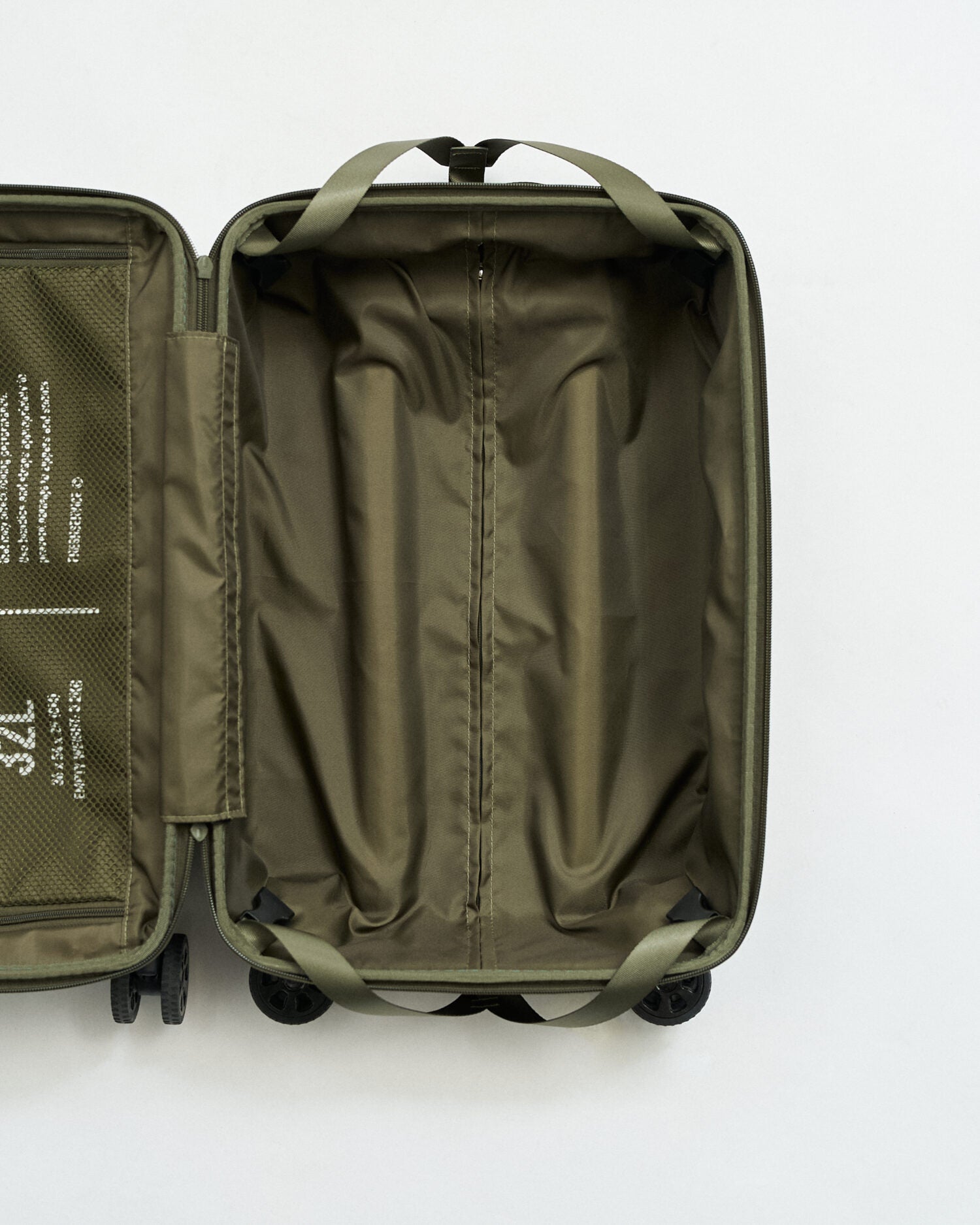 ace. x FTS CABIN CASE