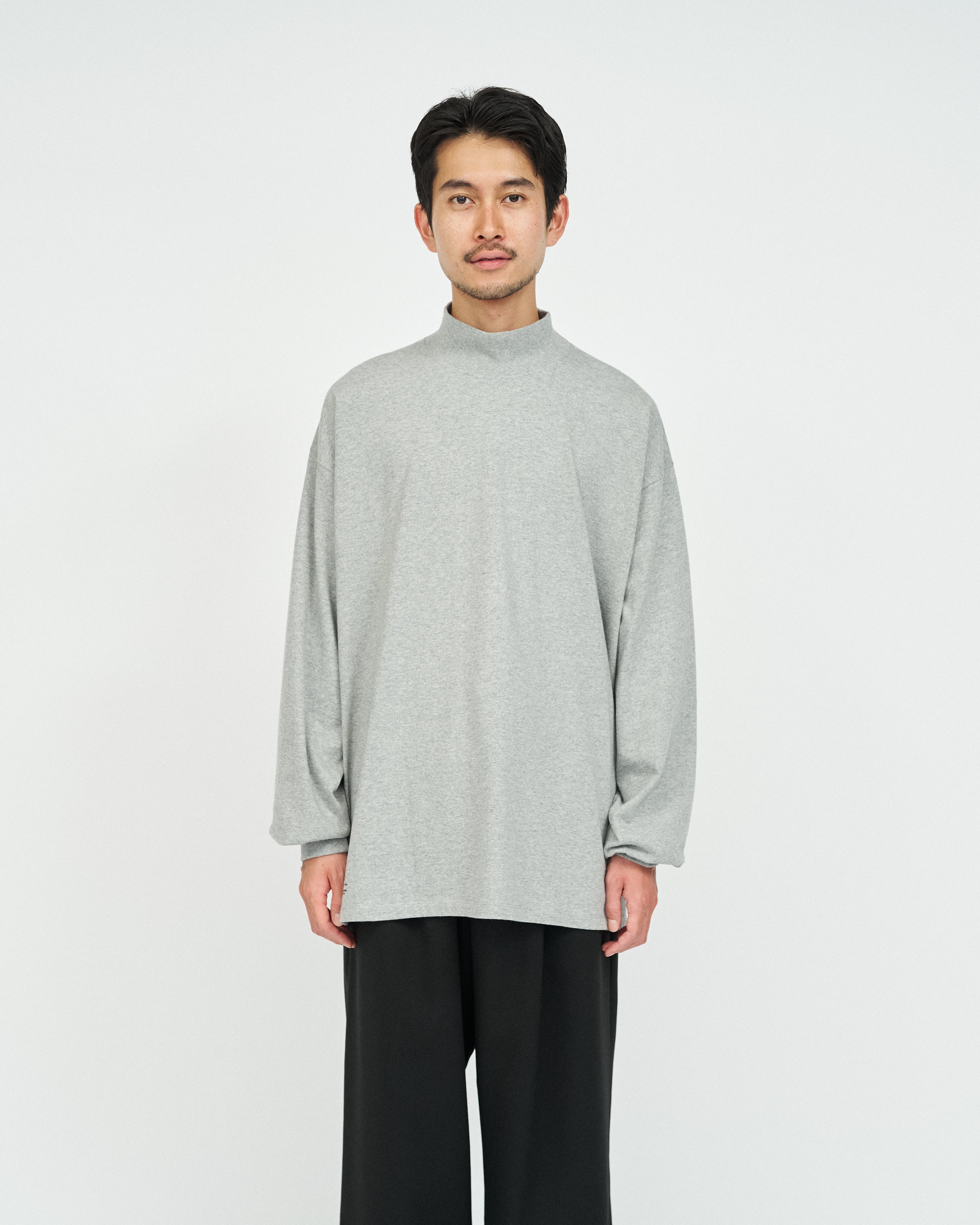 【8/29(土)発売】2-PACK CORPORATE L/S MOCK NECK TEE