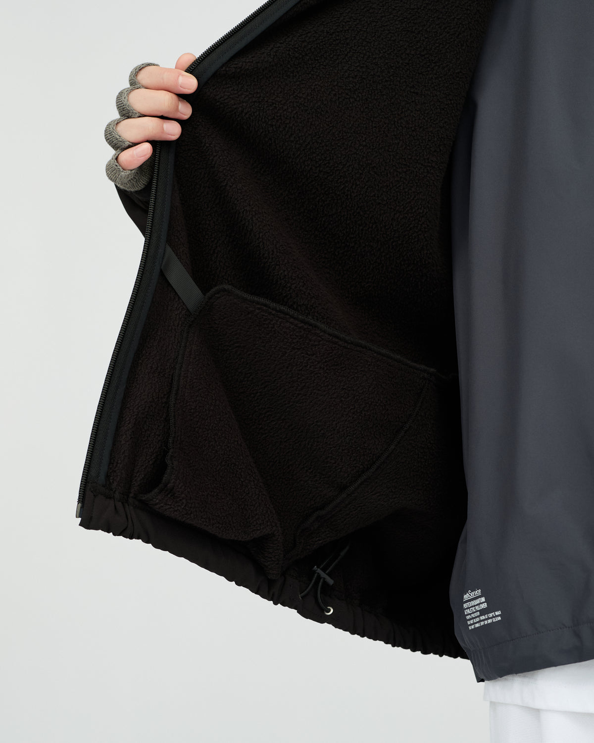 【10/24(土)発売】COMFORT-SHIELD FLEECE TRACK BLOUSON