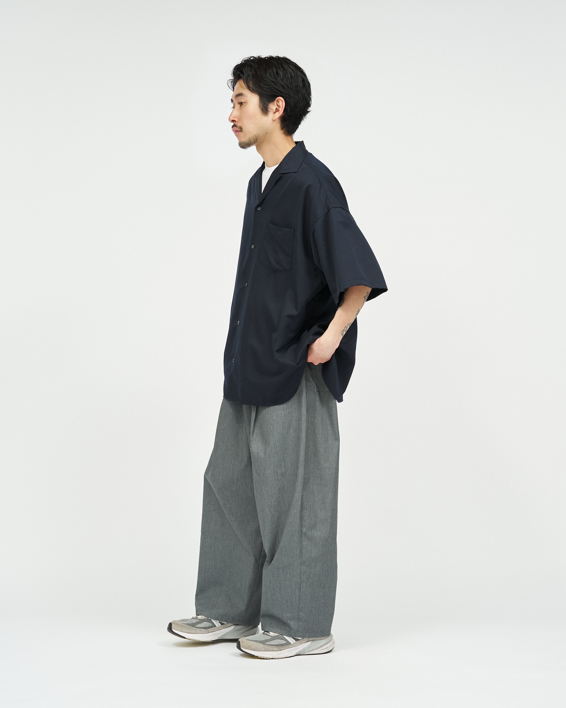 【5/30(土)発売】CORPORATE WIDE EASY PANTS