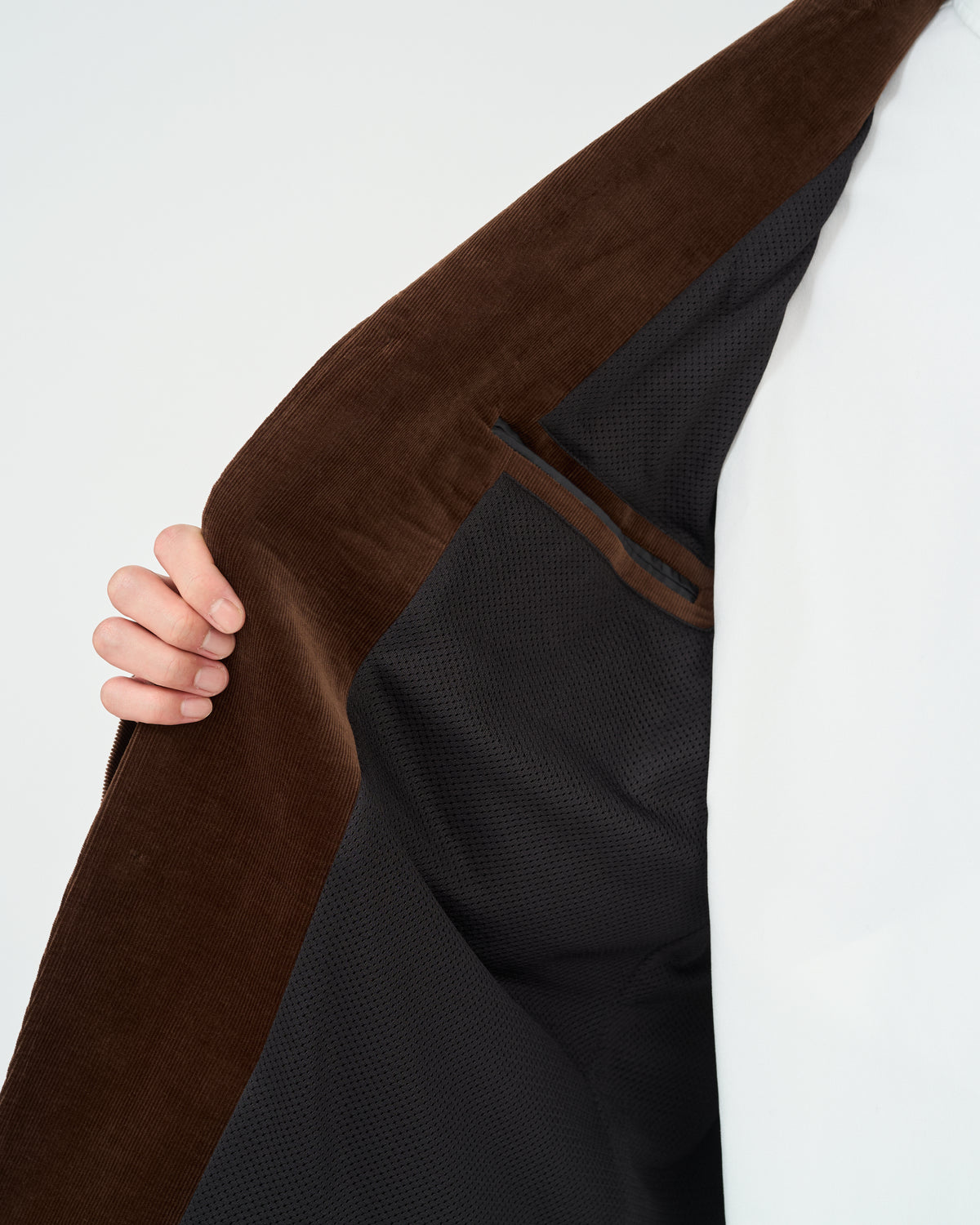 【10/3(土)発売】AIR CORDUROY JACKET