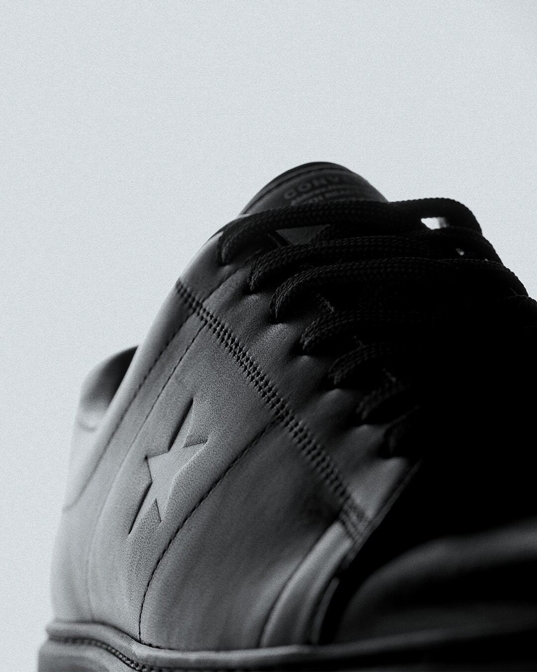 【3/6(金)発売】ROYAL STAR OS