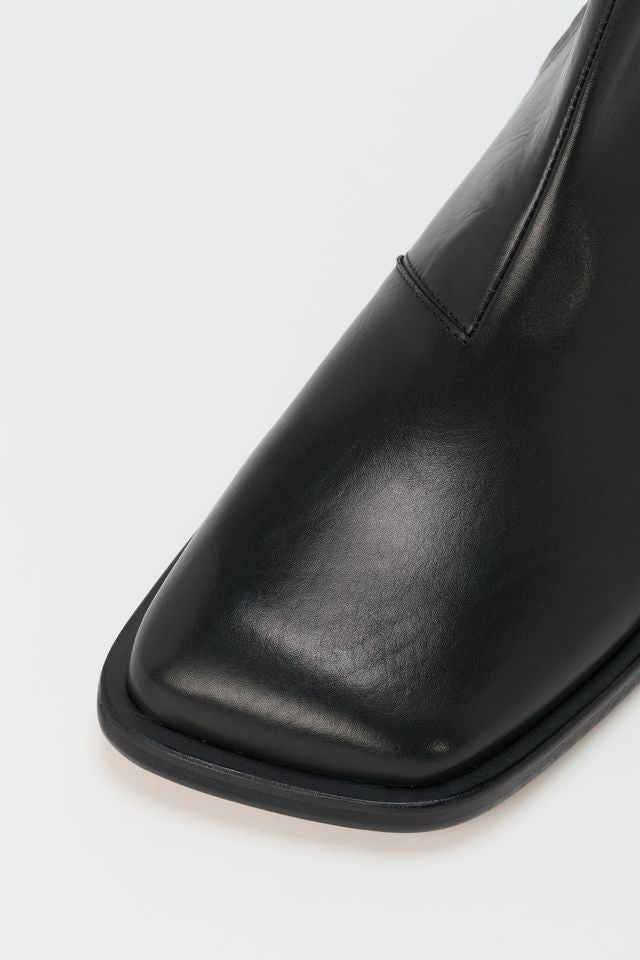 【8/8(土)発売】bear foot inside zip boots