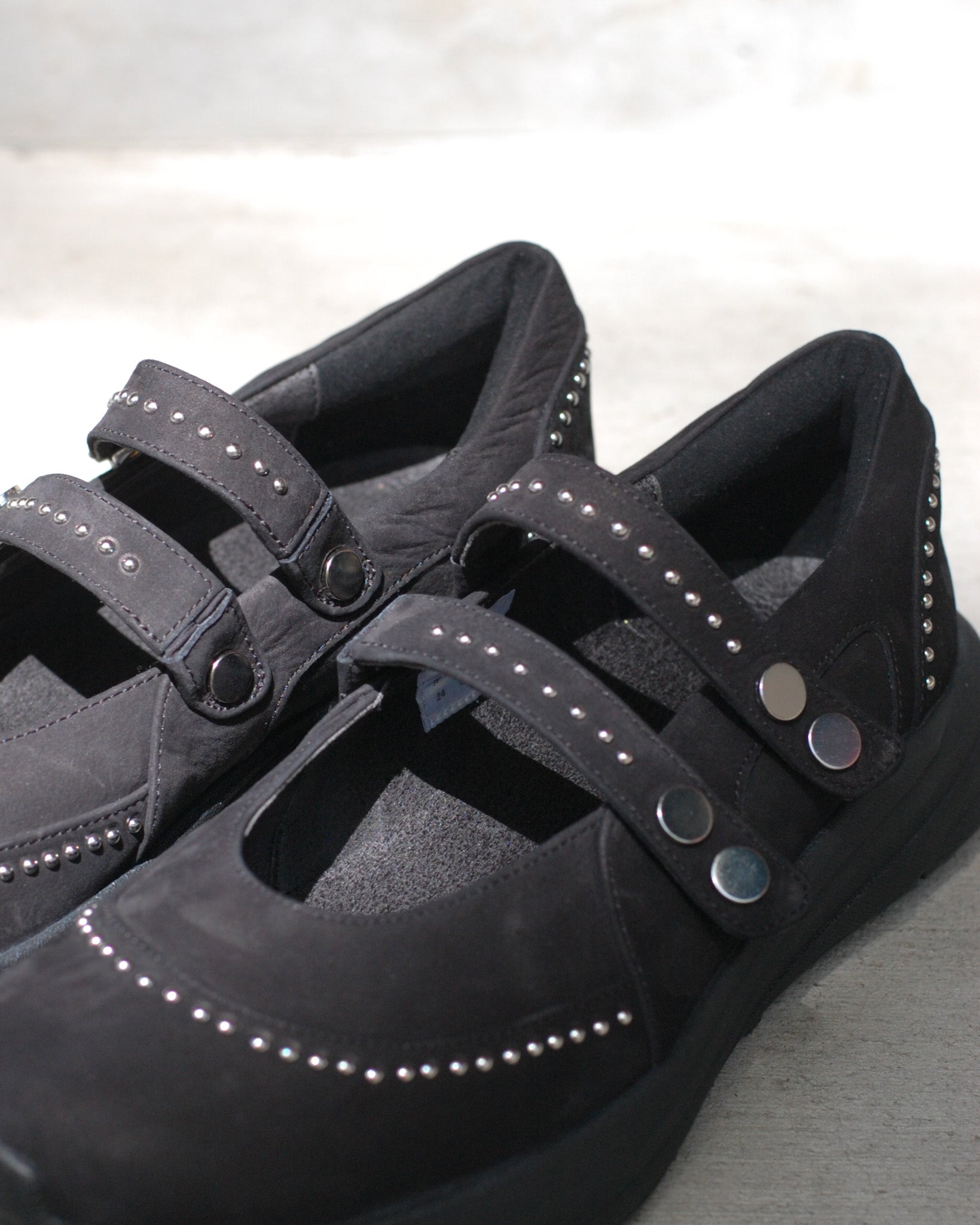 LES ARCS PUMPS
