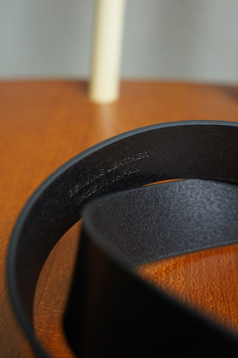 LEATHER BELT