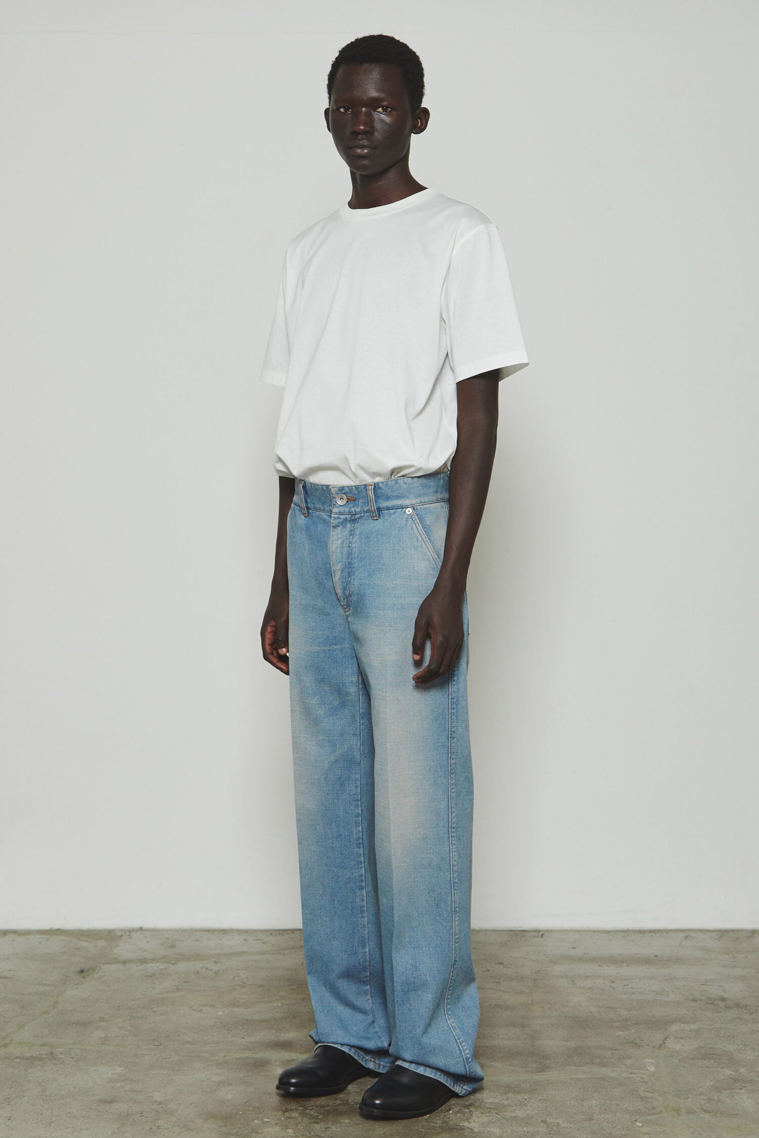 LEFT HAND DENIM STRAIGHT PANTS - BLEACH LIGHT BLUE