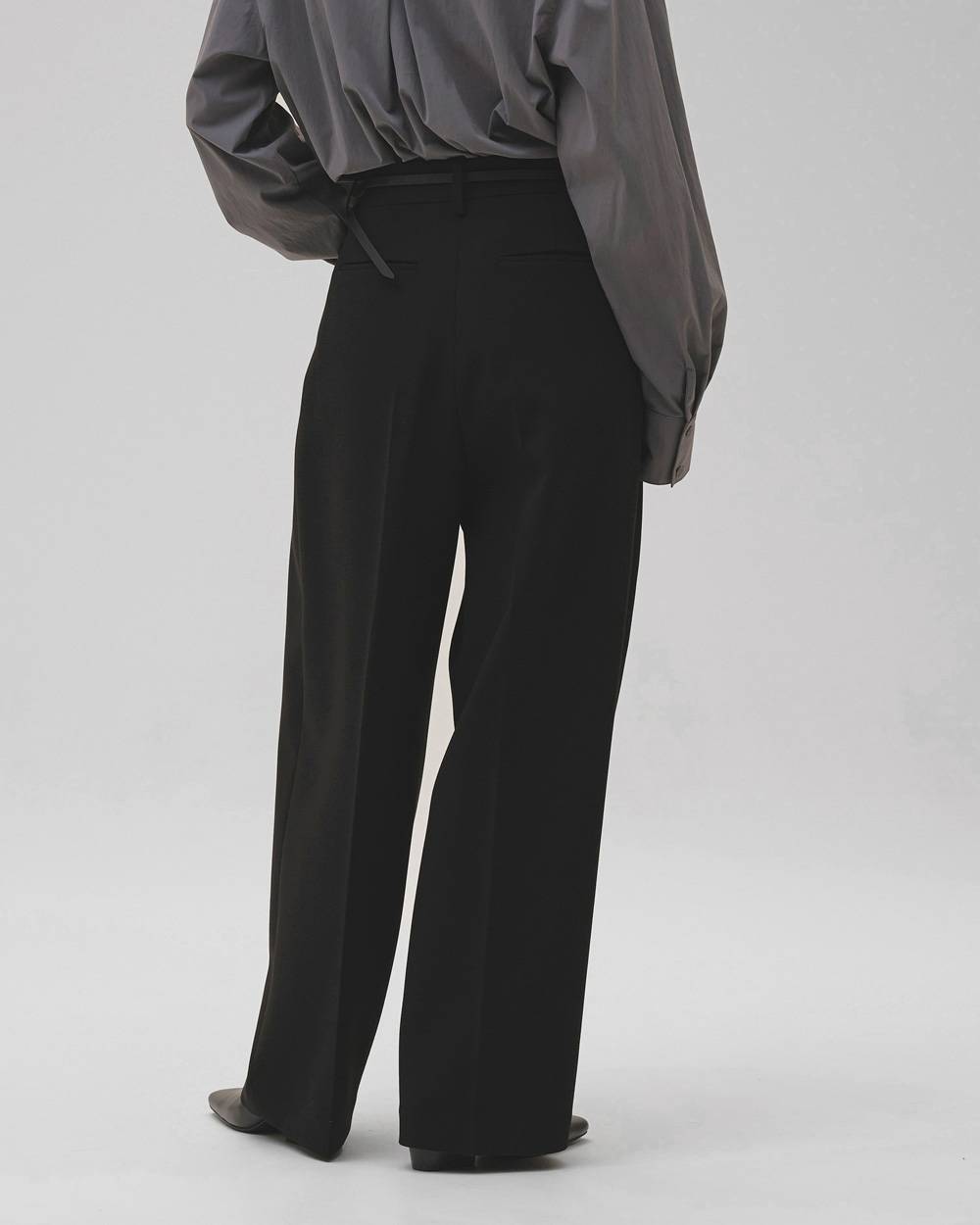 【10/10(土)発売】Bonding Wide Trousers