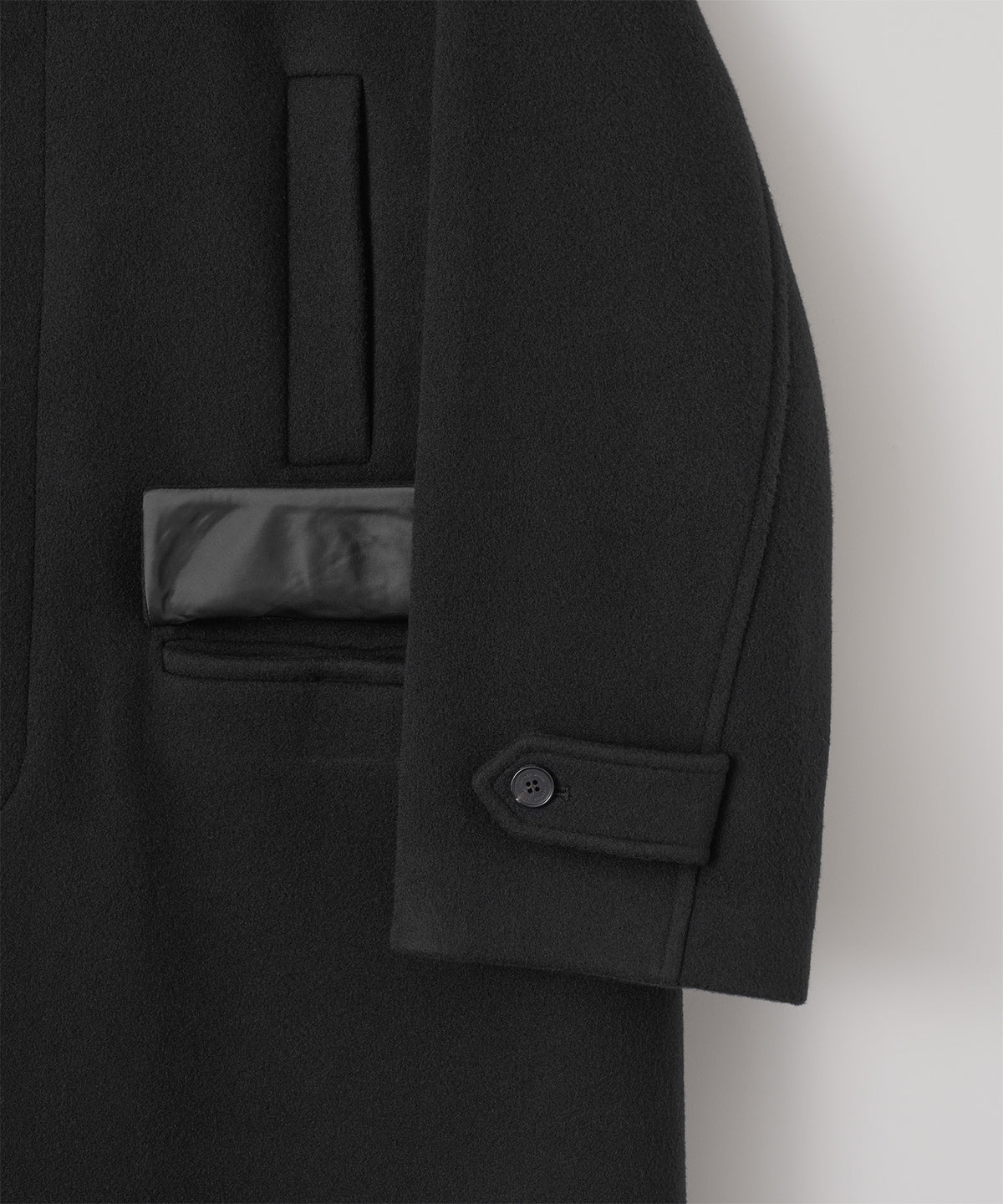 【10/23(金)発売】 Voyager Bold Balmacaan Coat