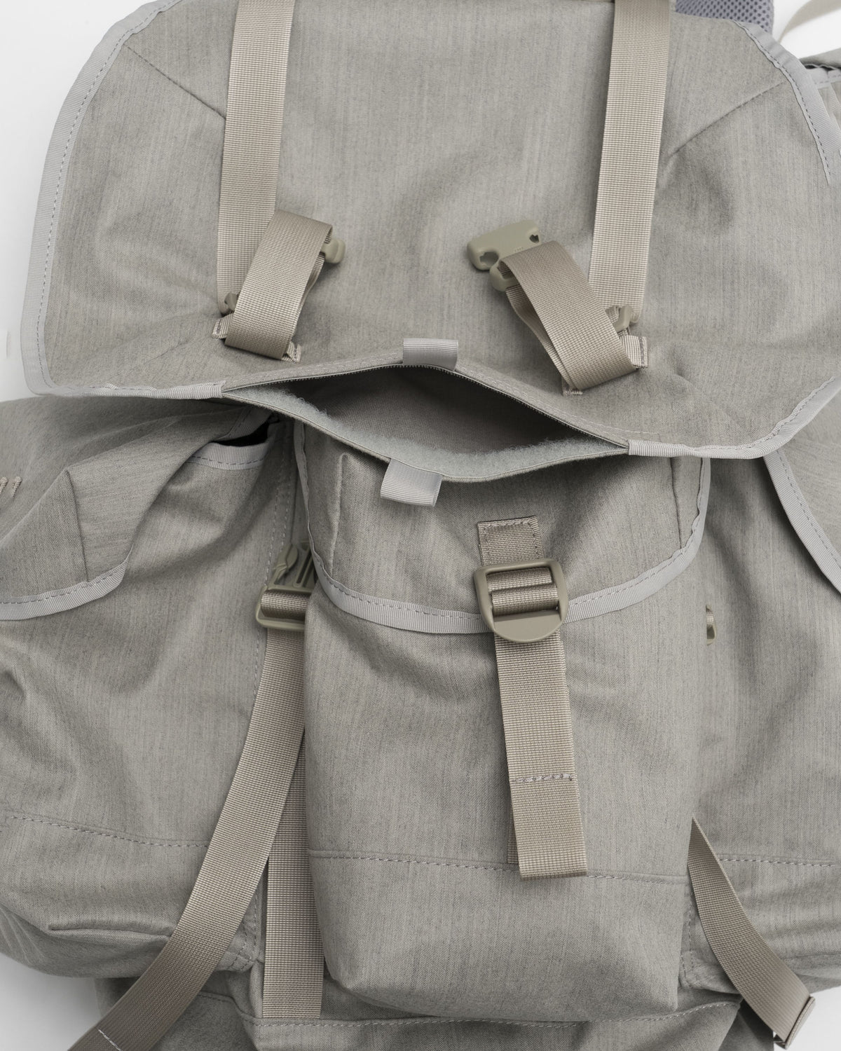 【10/10(土)発売】Fine Wool Saxony Military Backpack