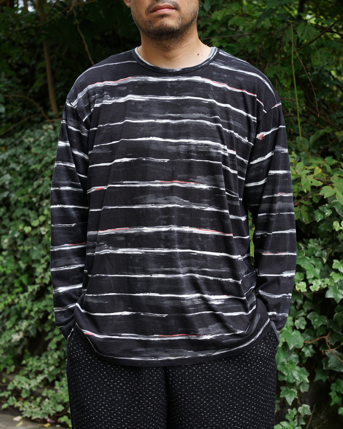 ARTIST BORDER LONG SLEEVE SHIRT