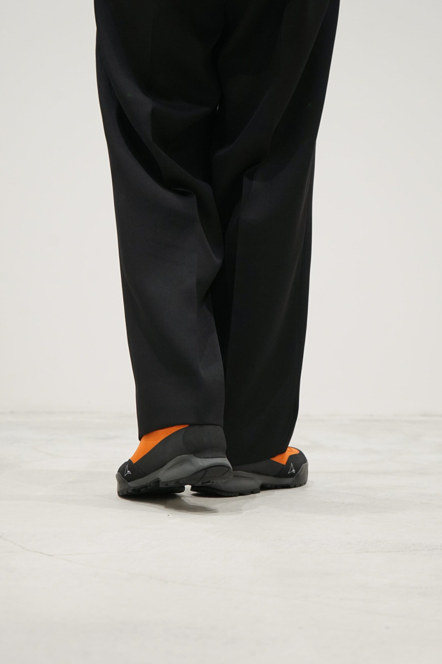 Cingino - Burnt Orange Black