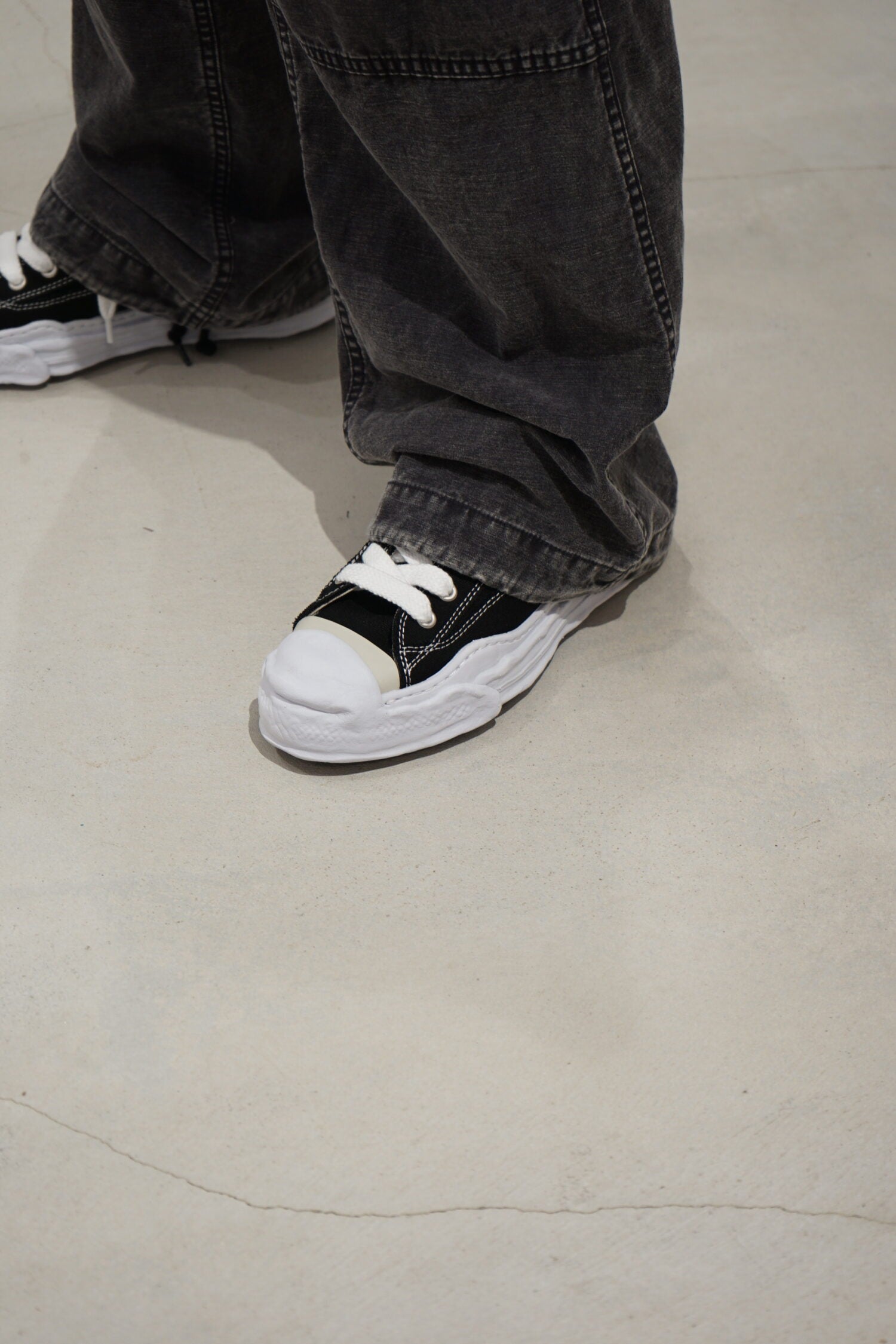 HANK / OG Sole Canvas Low-top Sneaker